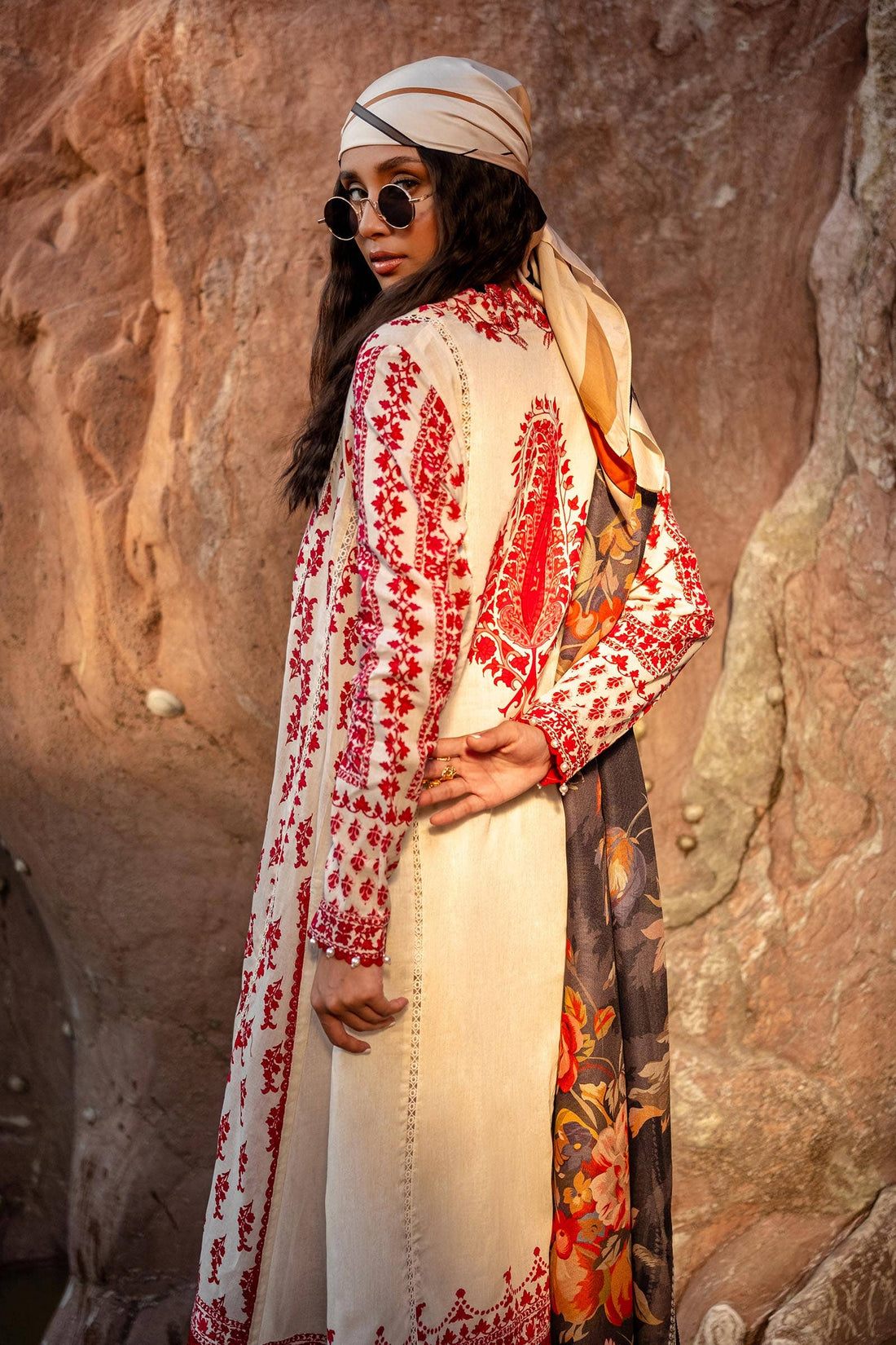 Sana Safinaz | Mahay Spring 24 | H241-006B-2BS - Aqsa Fabrics