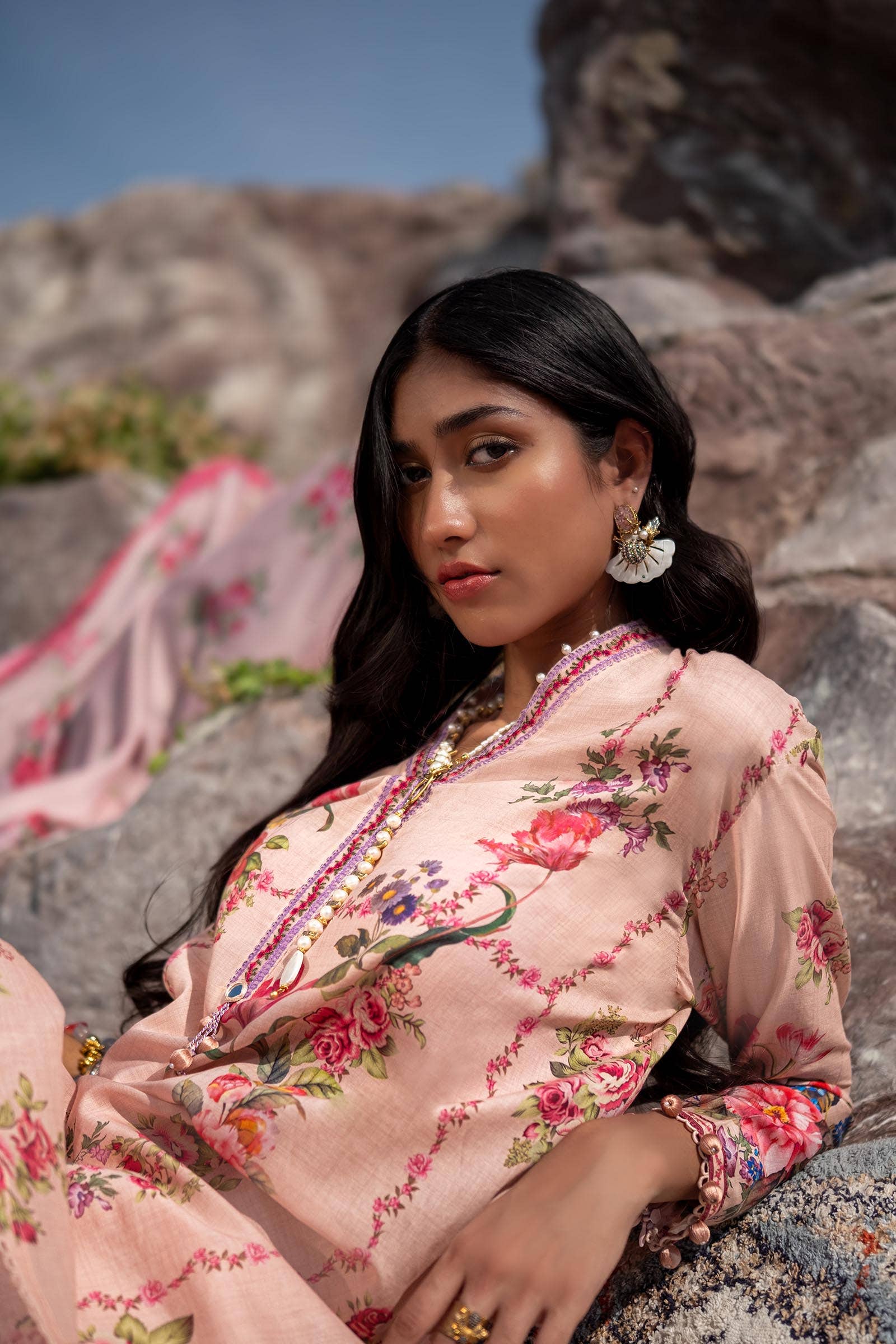 Sana Safinaz | Mahay Spring 24 | H241-026A-3CS - Aqsa Fabrics