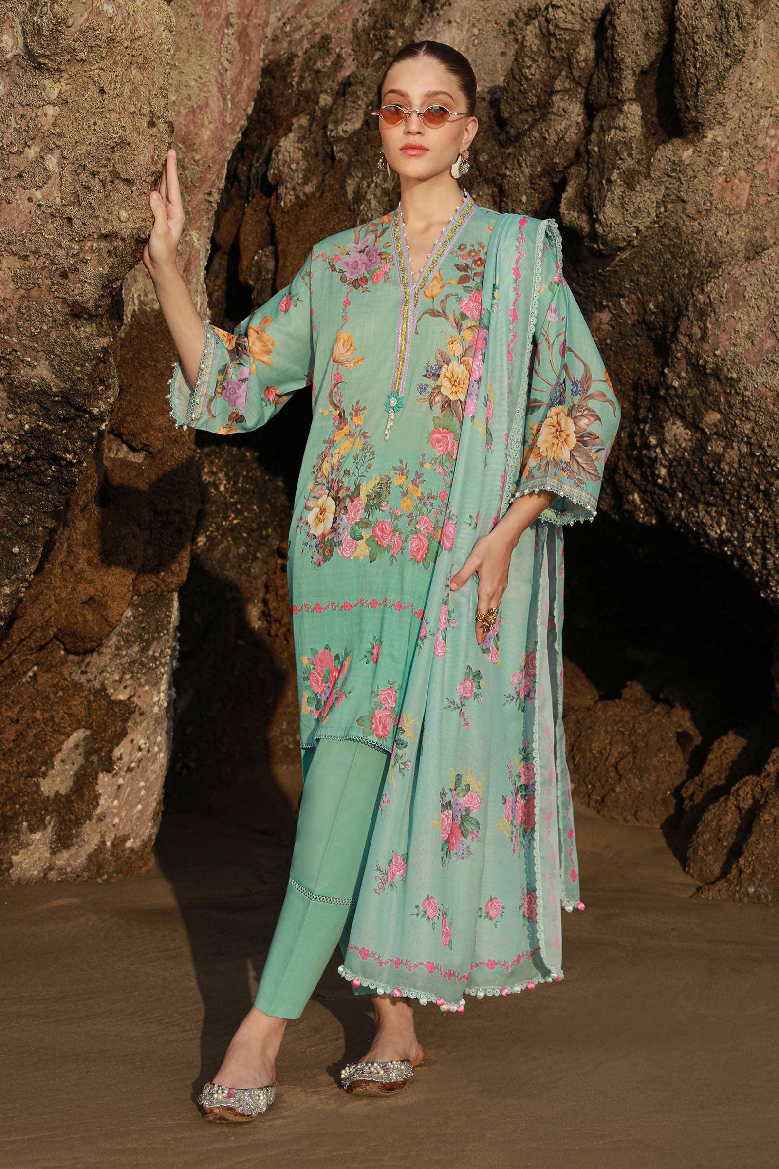 Sana Safinaz | Mahay Spring 24 | H241-026B-3CS - Aqsa Fabrics