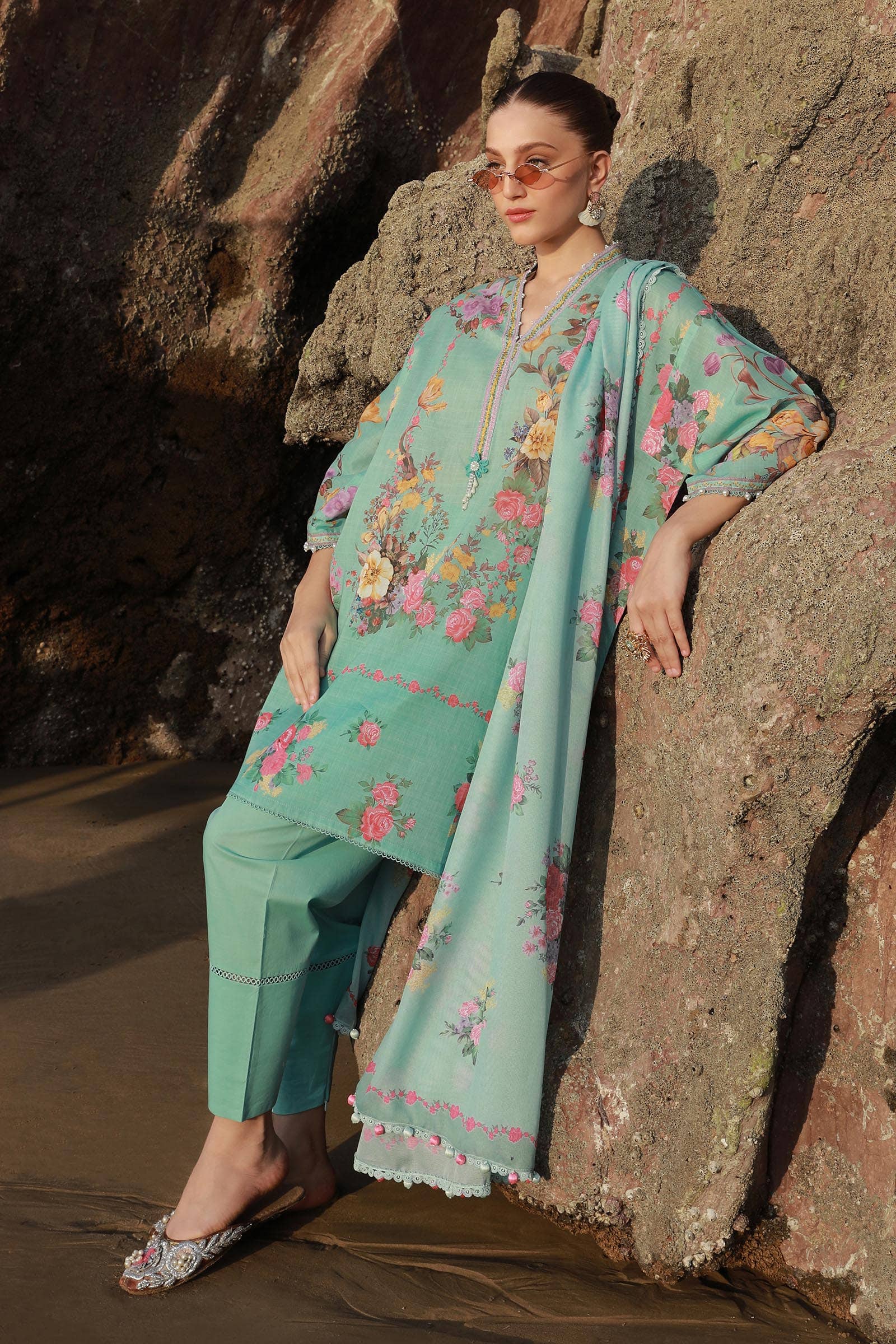 Sana Safinaz | Mahay Spring 24 | H241-026B-3CS - Aqsa Fabrics