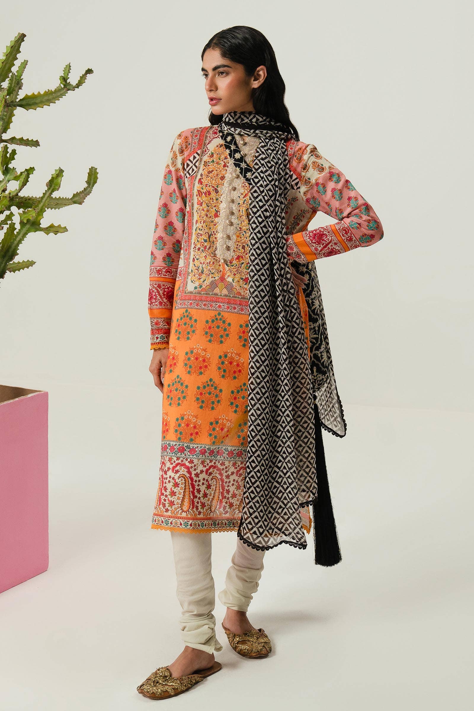 Sana Safinaz | Mahay Summer Lawn 24 | S-25 - Aqsa Fabrics