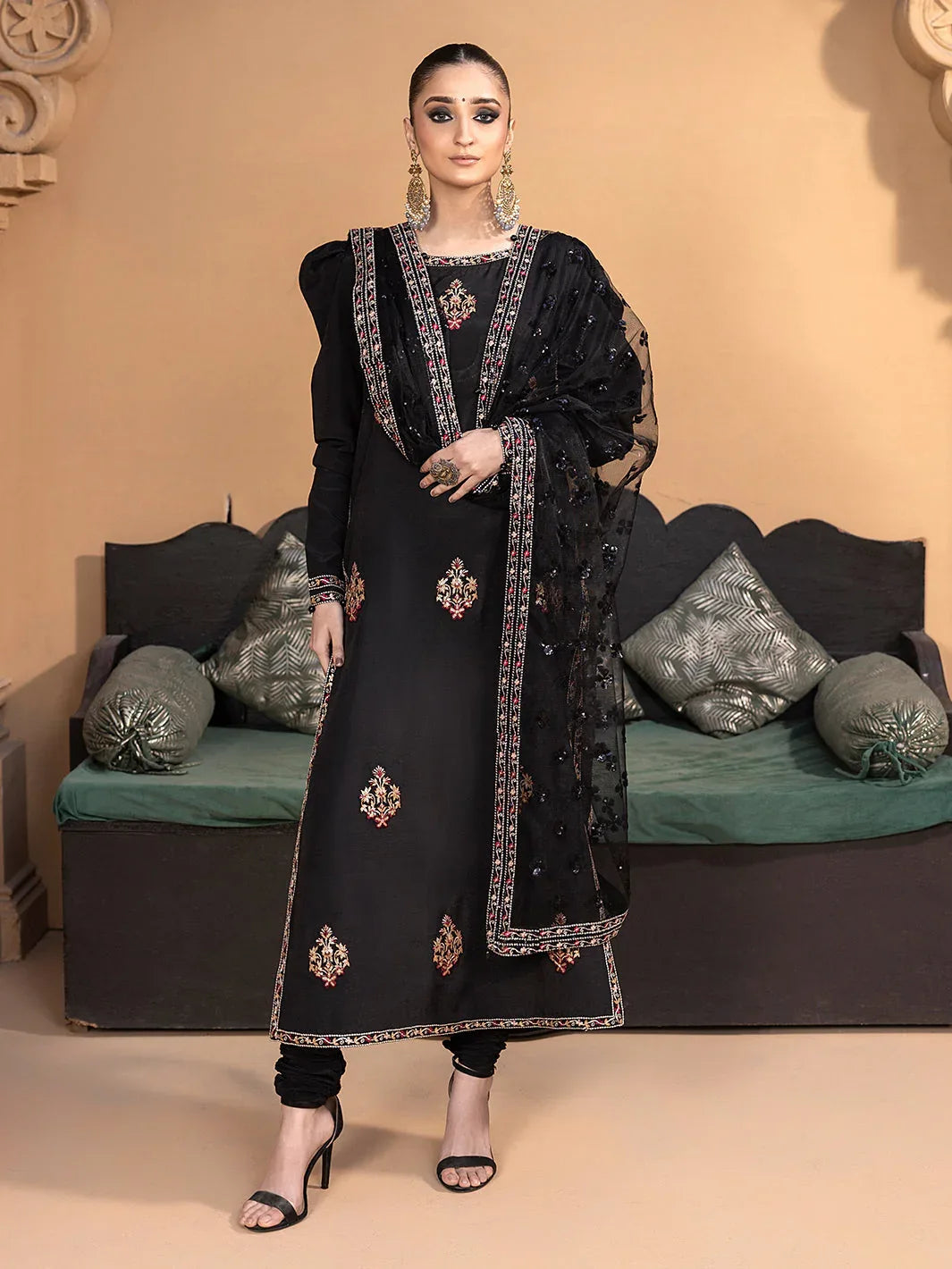 Hem Stitch | Raw Silk Edit 25 | Haya - Aqsa Fabrics