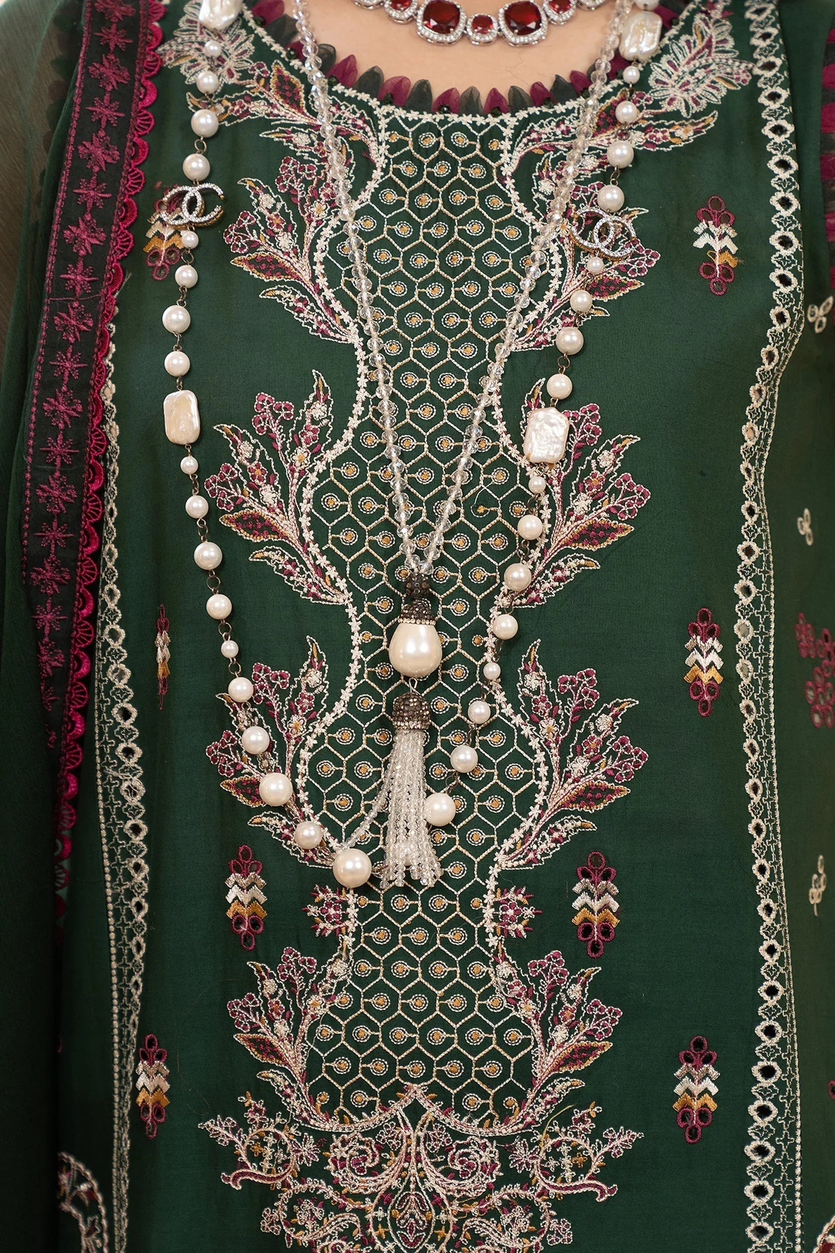 Hemstitch | Summer Luxury Lawn 24 | Bottle Green - Aqsa Fabrics
