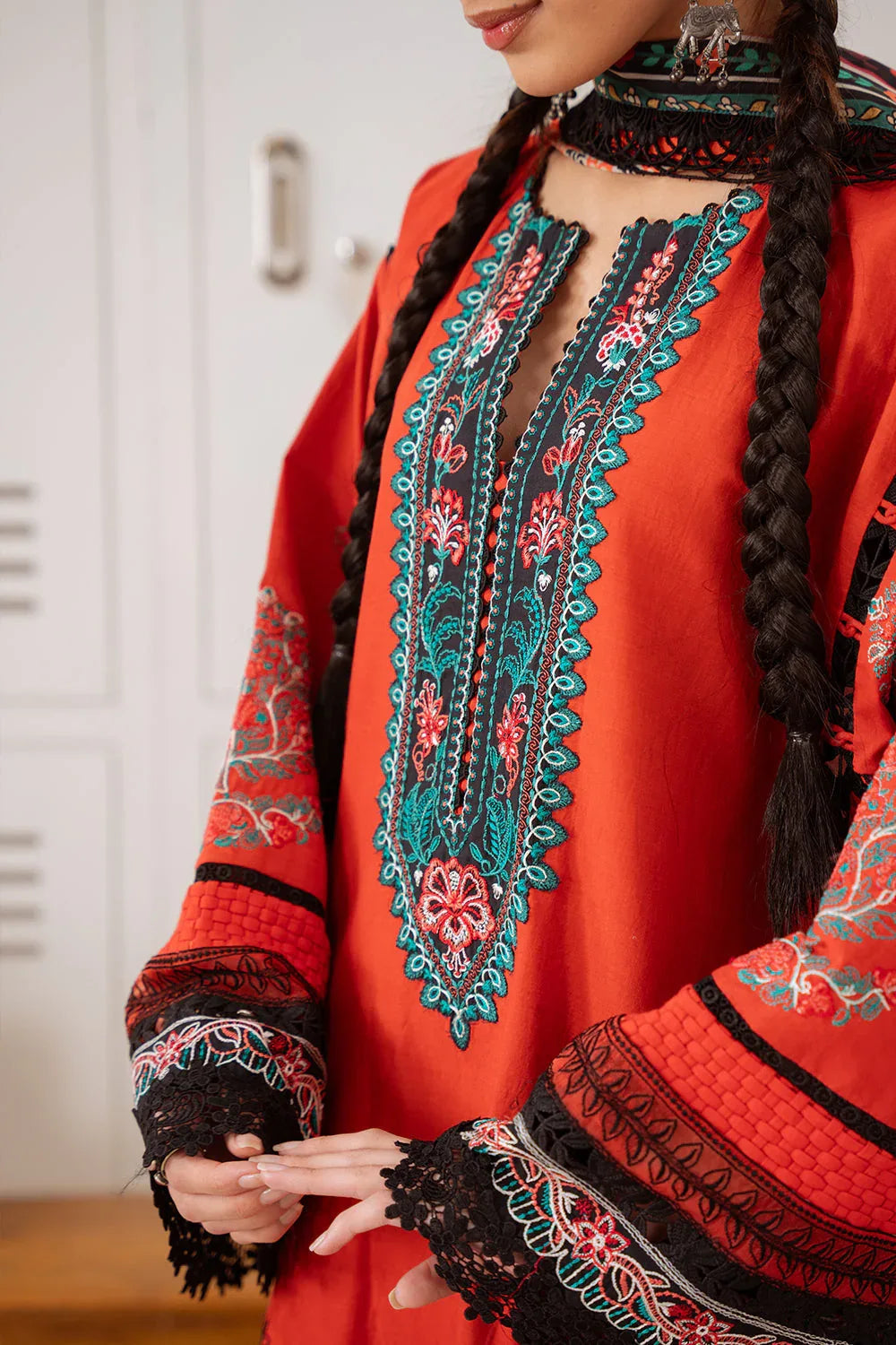 Saira Rizwan | Laanem Summer Lawn 25 | NAZLI-B-SRL25-06 - Aqsa Fabrics