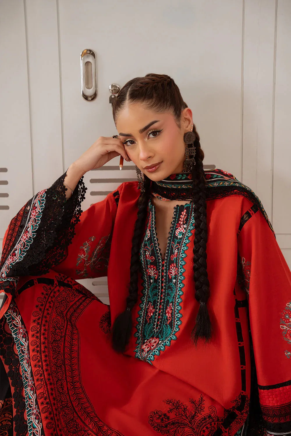 Saira Rizwan | Laanem Summer Lawn 25 | NAZLI-B-SRL25-06 - Aqsa Fabrics