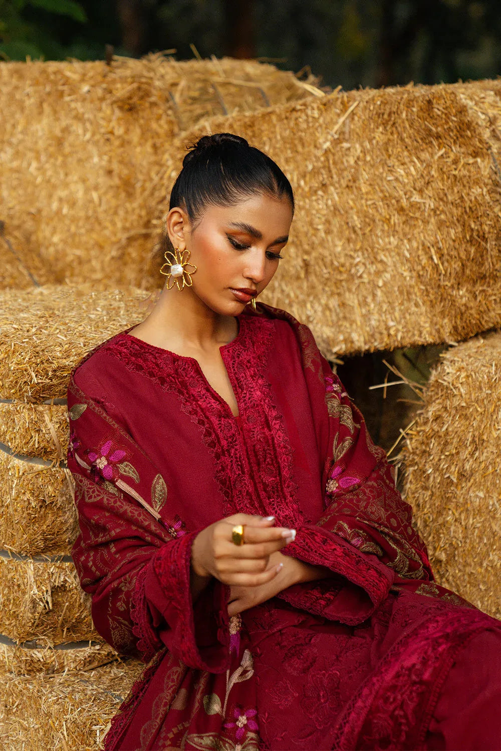 Saira Rizwan | Winter 2024 | ESPER-SRW24-05 - Aqsa Fabrics