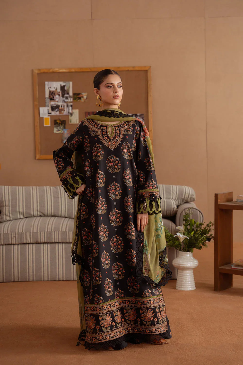 Saira Rizwan | Laanem Summer Lawn 25 | NERIDA-B-SRL25-02 - Aqsa Fabrics