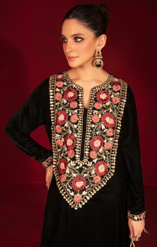 Maya | Raazi Velvet 24 | ZEEST - Aqsa Fabrics