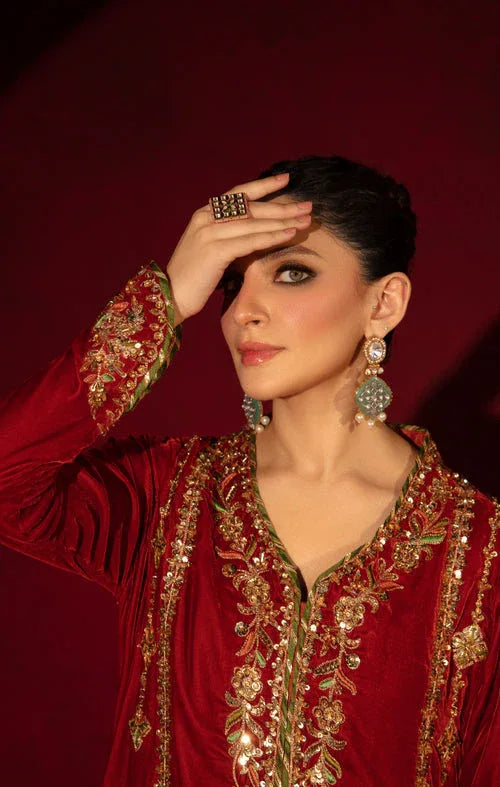 Maya | Raazi Velvet 24 | IMROZ - Aqsa Fabrics