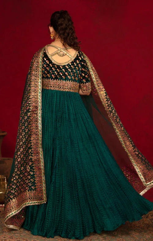 Maya | Raazi Velvet 24 | DILAAB - Aqsa Fabrics