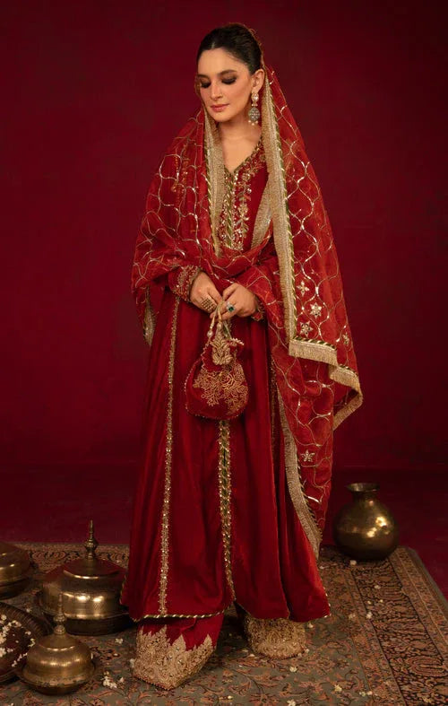 Maya | Raazi Velvet 24 | IMROZ - Aqsa Fabrics