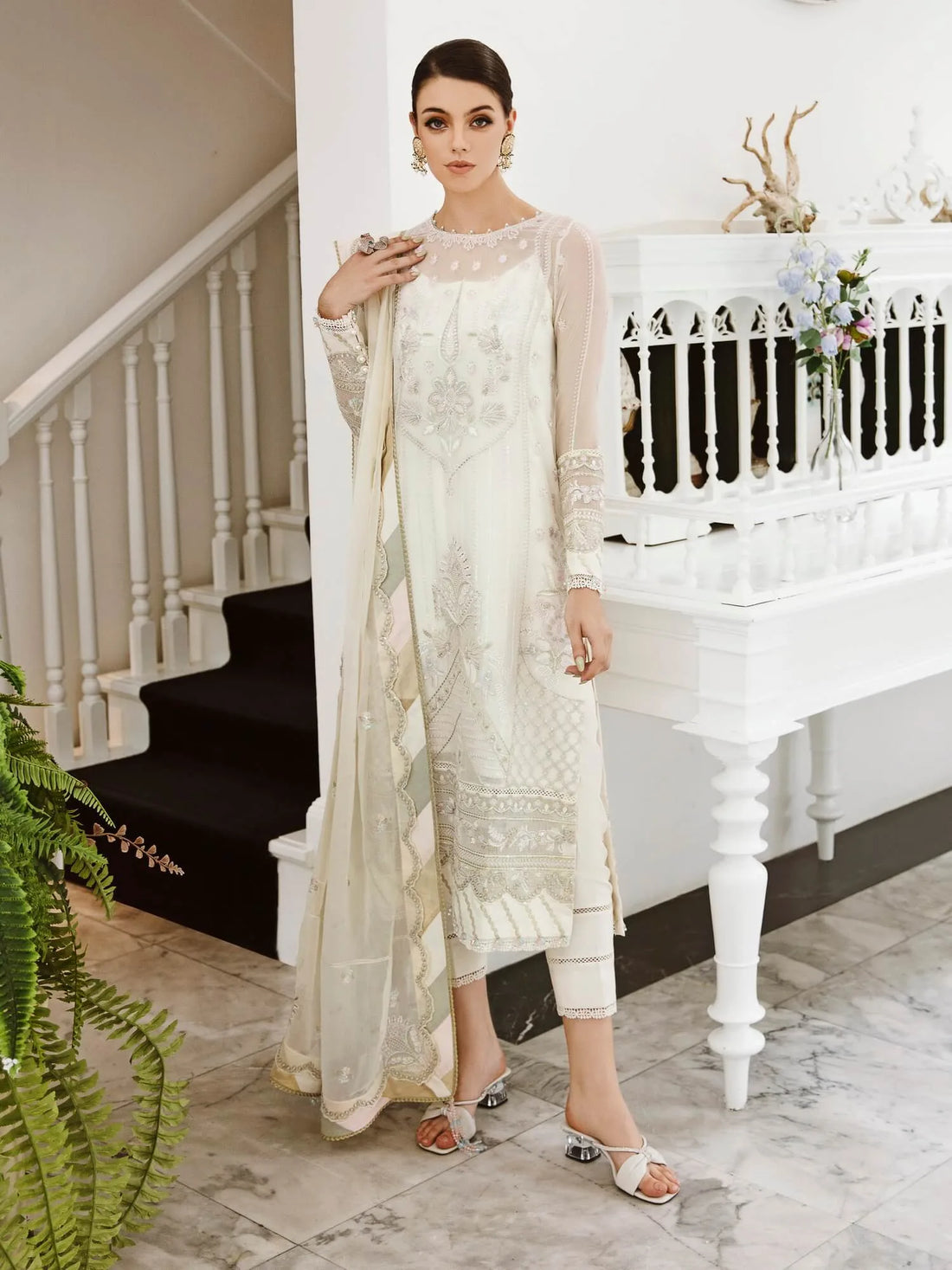 Saad Shaikh Ella Embroidered Luxury Chiffon 3Pc Suit DSG-03
