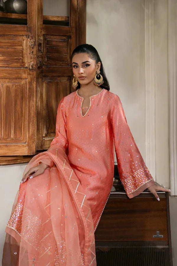 Muntaha by Shanzay Fahad | Mehroosh