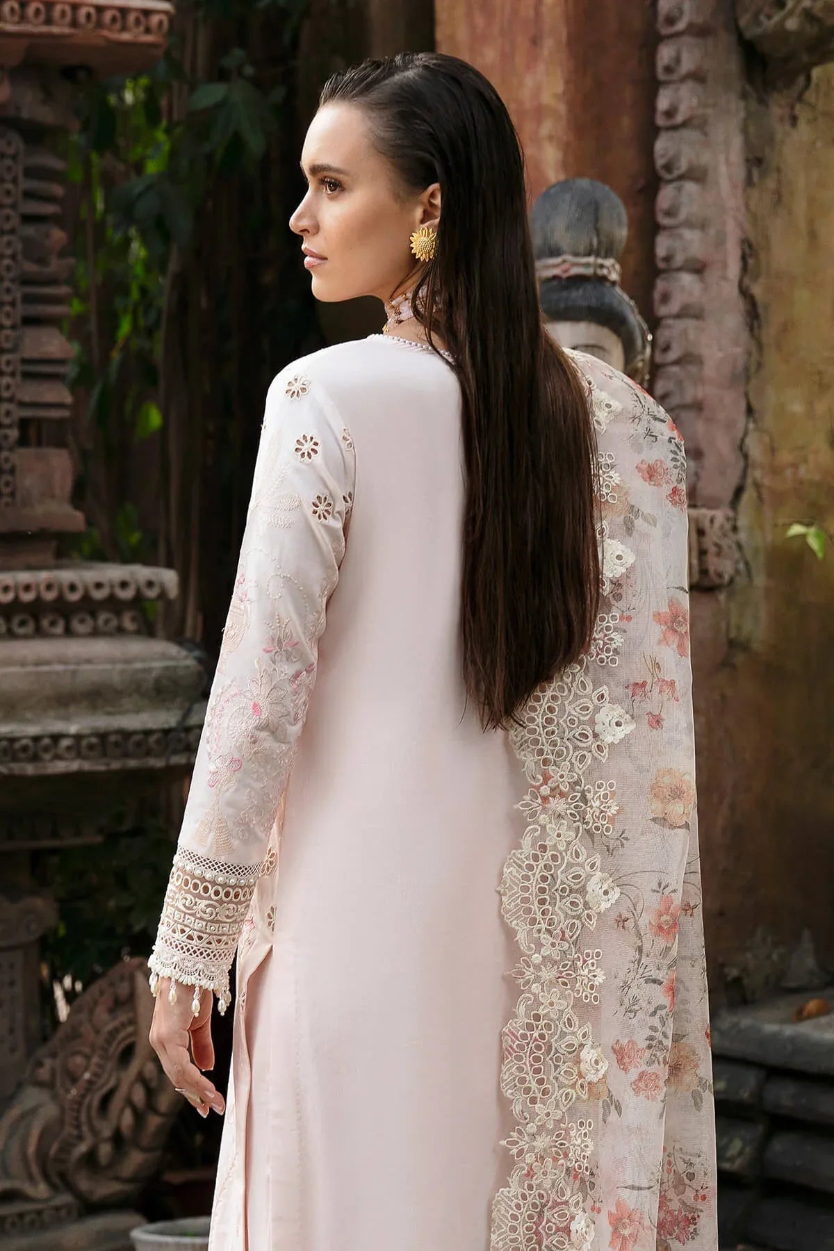 Imrozia Premium | Reve Luxury Lawn | S.L 62 Regine - Aqsa Fabrics