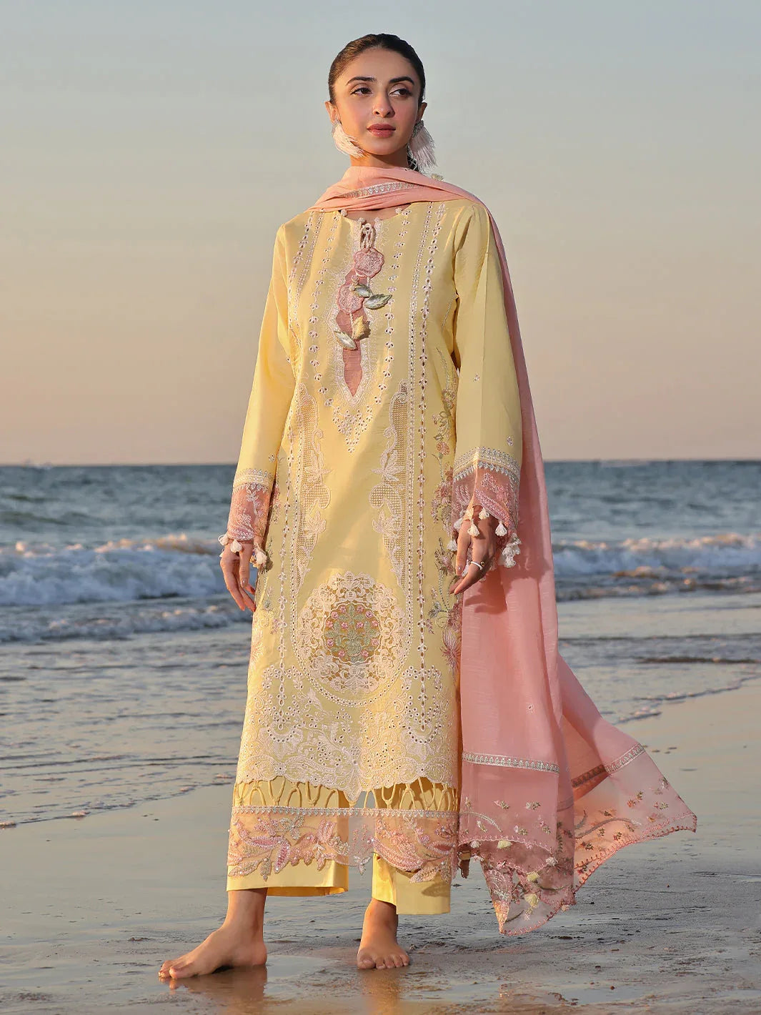 Izel | Saahil Signature Lawn 24 | MUSHQ - Aqsa Fabrics