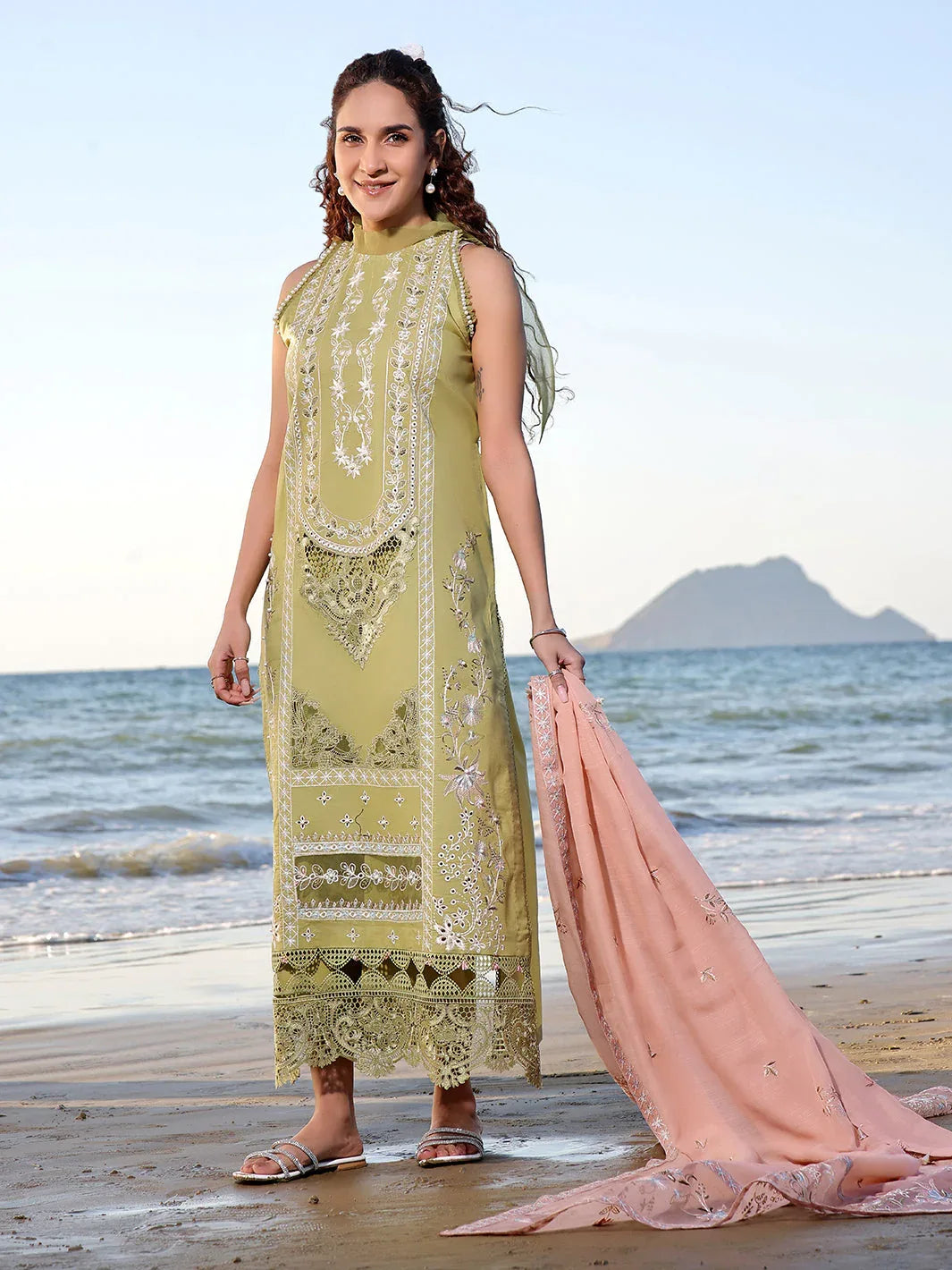 Izel | Saahil Signature Lawn 24 | MUZLIN - Aqsa Fabrics