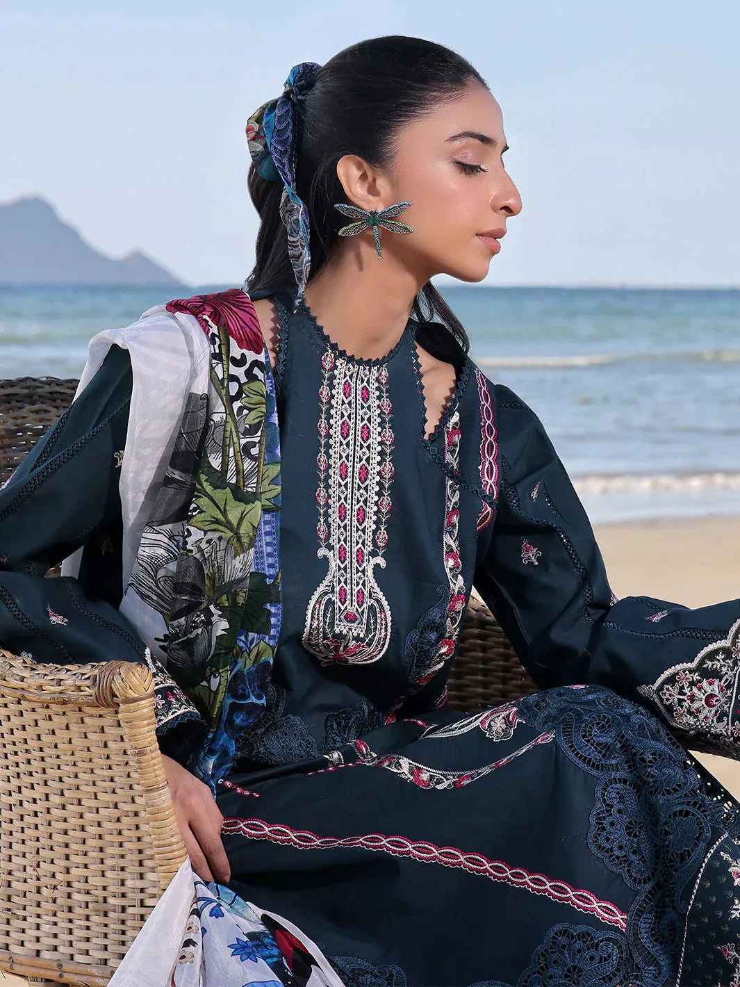 Izel | Saahil Signature Lawn 24 | SAPPHIRE - Aqsa Fabrics