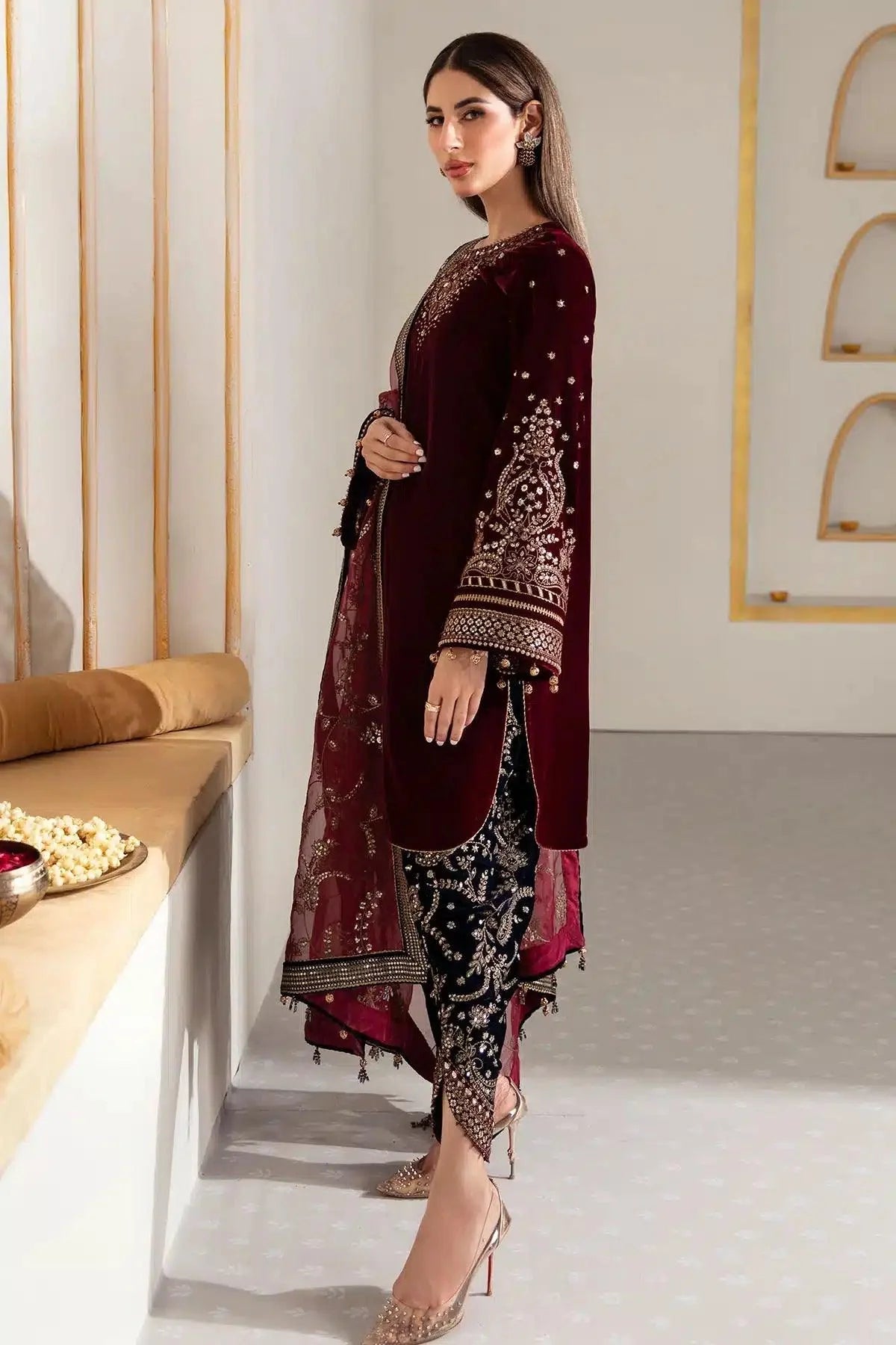 Jazmin | Velvet 23 | VF-2017 - Aqsa Fabrics