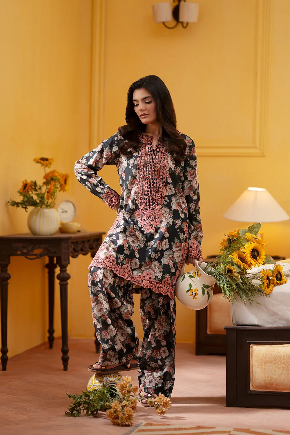 Saira Rizwan | Joolie Co ords | CHARCOAL-JBP25-02 - Aqsa Fabrics
