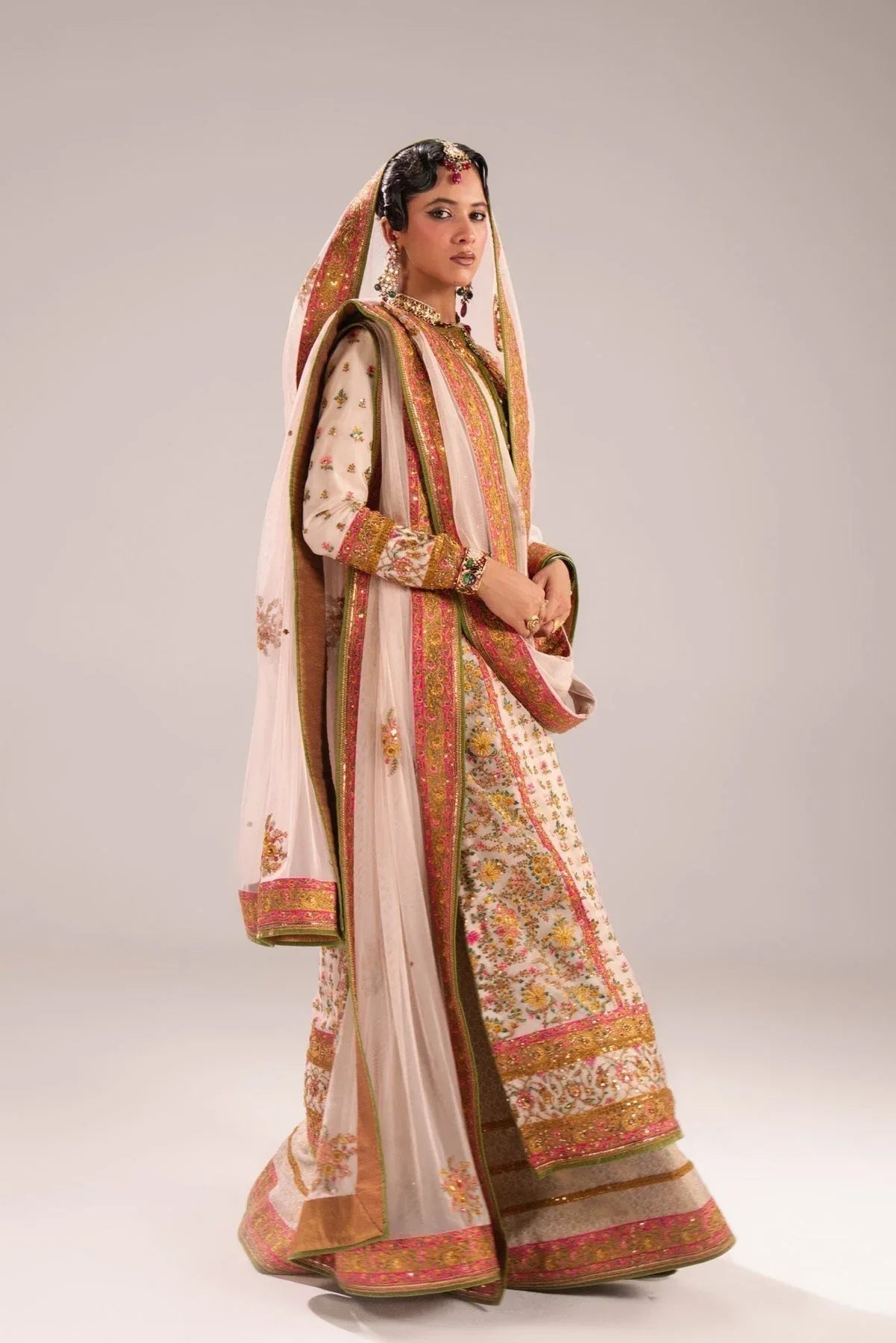 Fahad Hussayn | Mutanjan Bridals | Kashida - Aqsa Fabrics