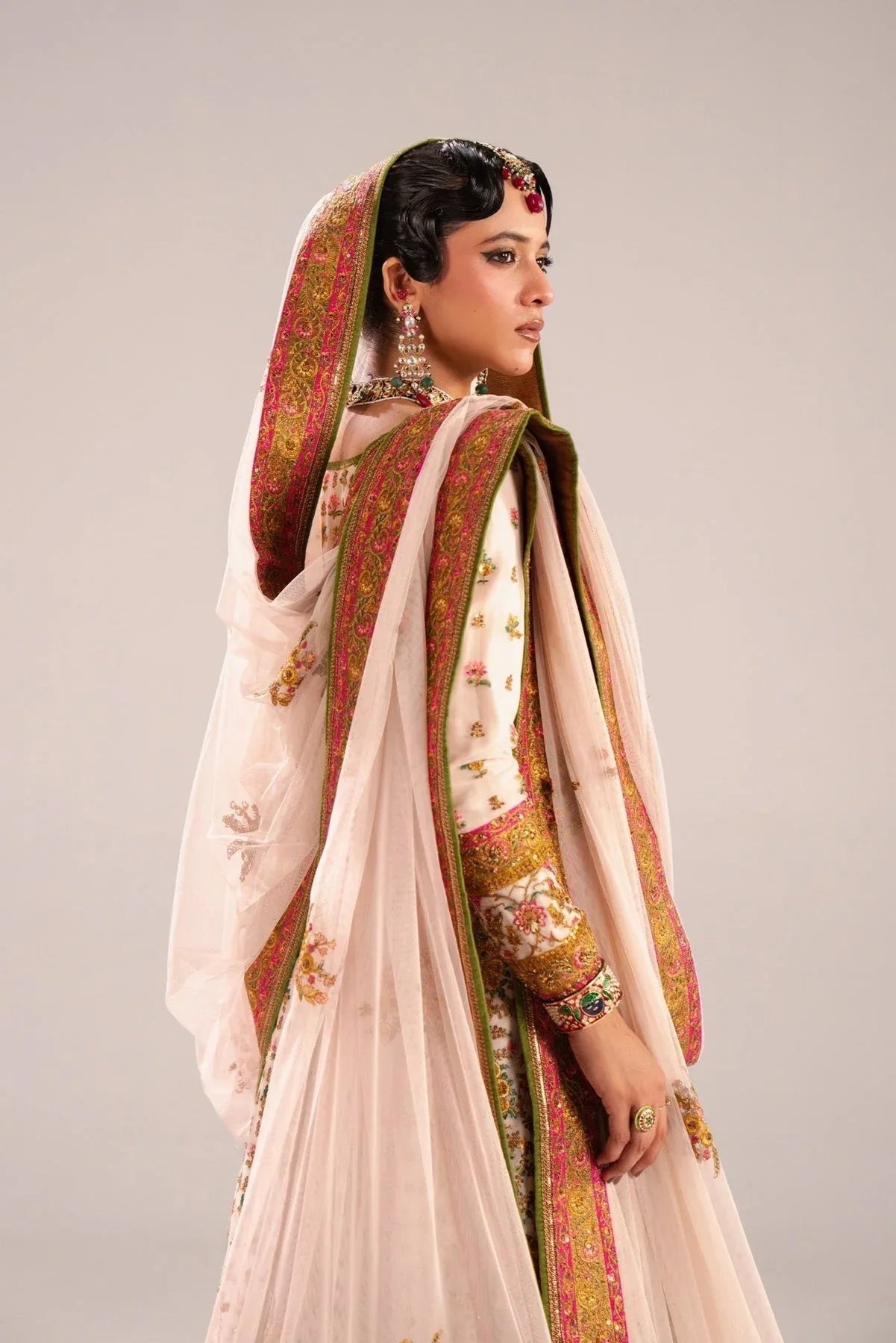 Fahad Hussayn | Mutanjan Bridals | Kashida - Aqsa Fabrics