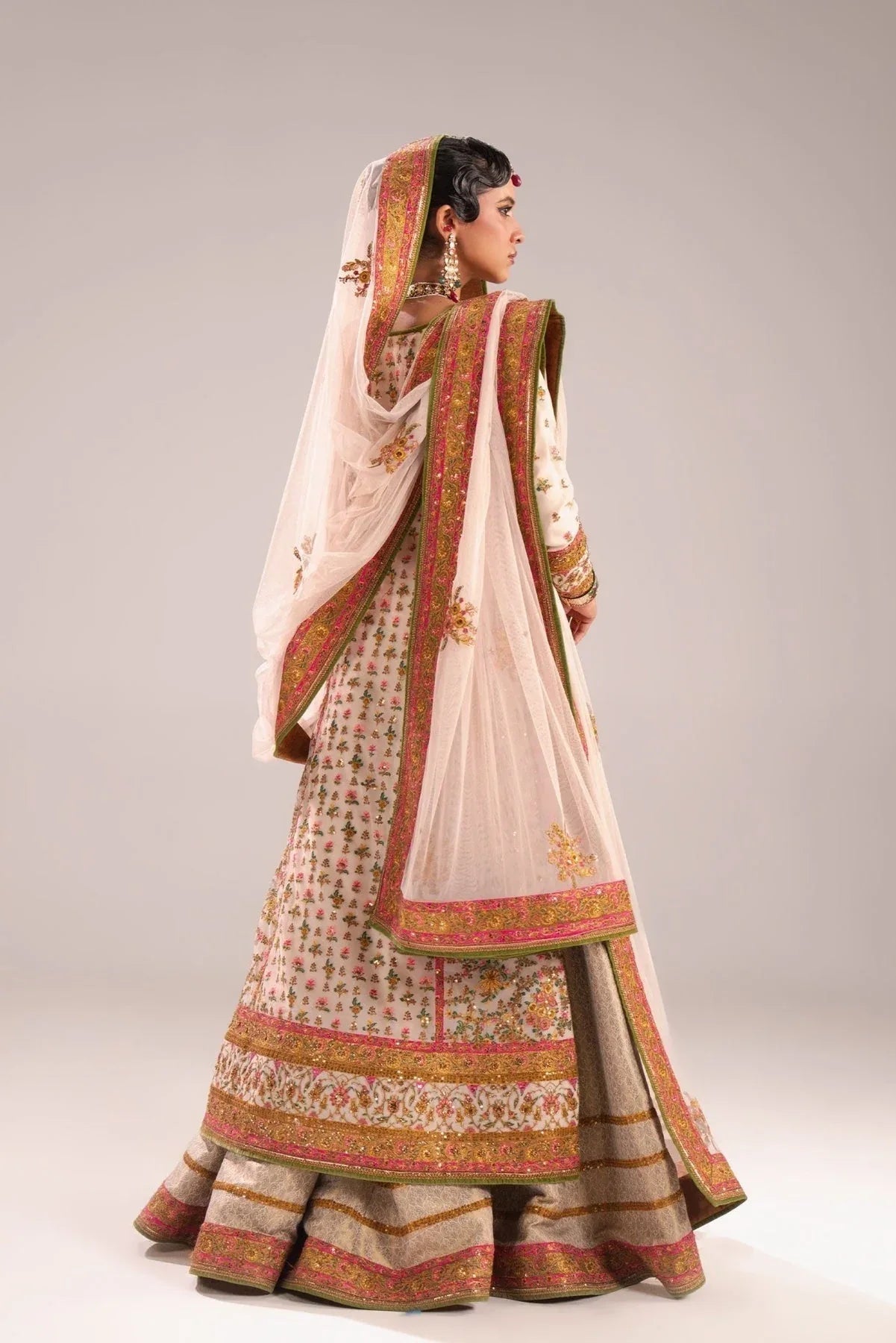 Fahad Hussayn | Mutanjan Bridals | Kashida - Aqsa Fabrics