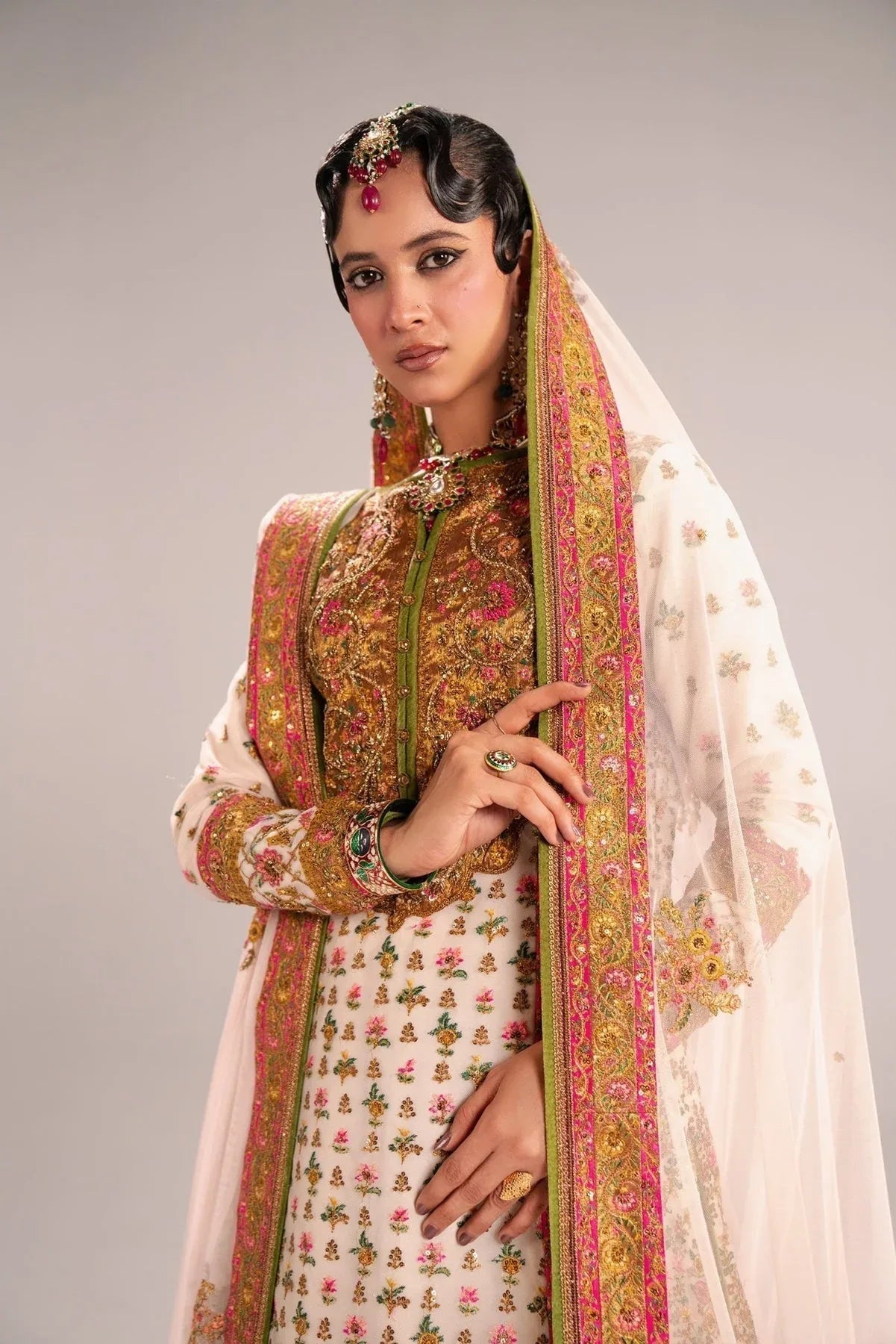 Fahad Hussayn | Mutanjan Bridals | Kashida - Aqsa Fabrics