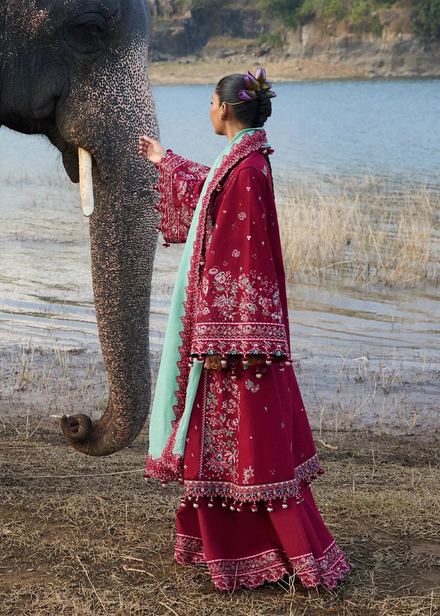 Hussain Rehar | Luxury Lawn 25 | Mahogany - Aqsa Fabrics