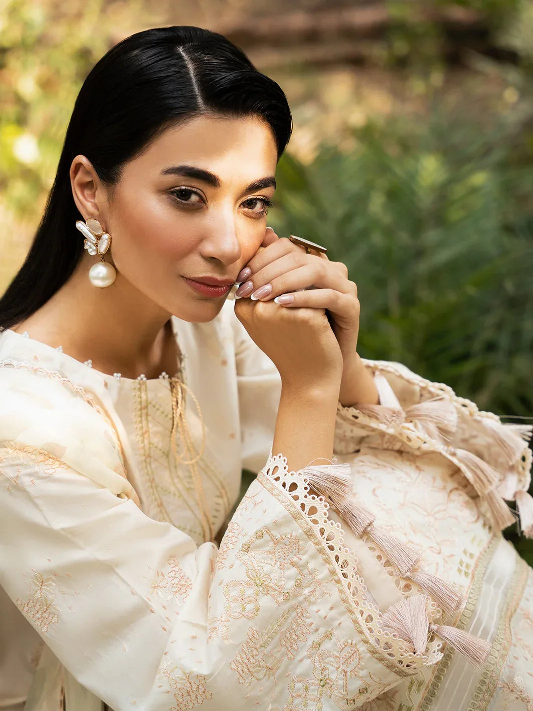 Izel | Dastak Luxury Lawn | MAAHAY - Aqsa Fabrics
