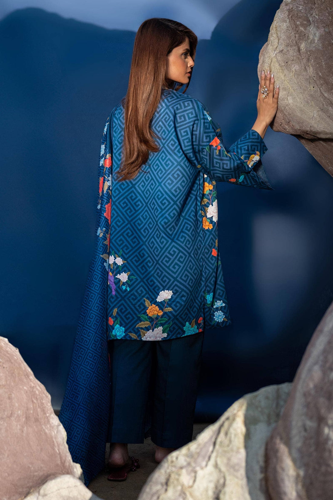 Sana Safinaz | Mahay Spring 24 | H241-013B-2BK - Aqsa Fabrics