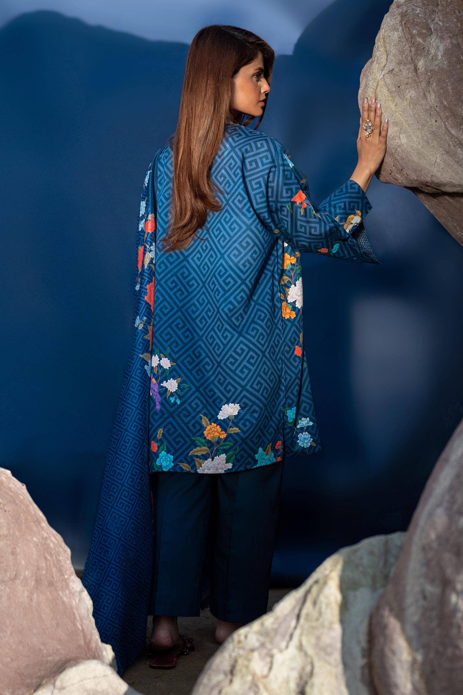 Sana Safinaz | Mahay Spring 24 | H241-013B-2BK - Aqsa Fabrics