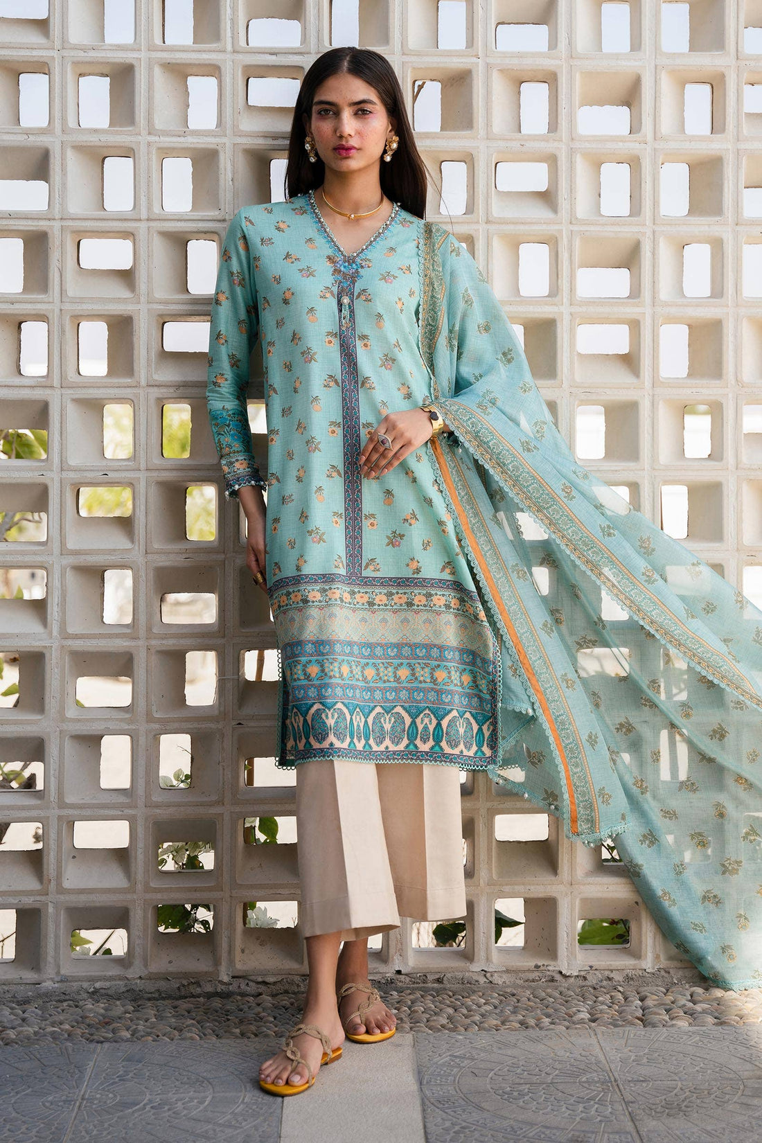 Sana Safinaz | Mahay Spring 24 | H241-017B-2BK - Aqsa Fabrics