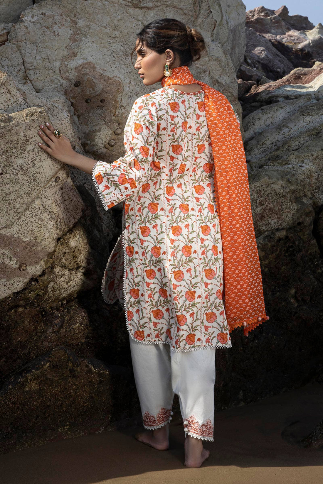 Sana Safinaz | Mahay Spring 24 | H241-002B-2BI - Aqsa Fabrics