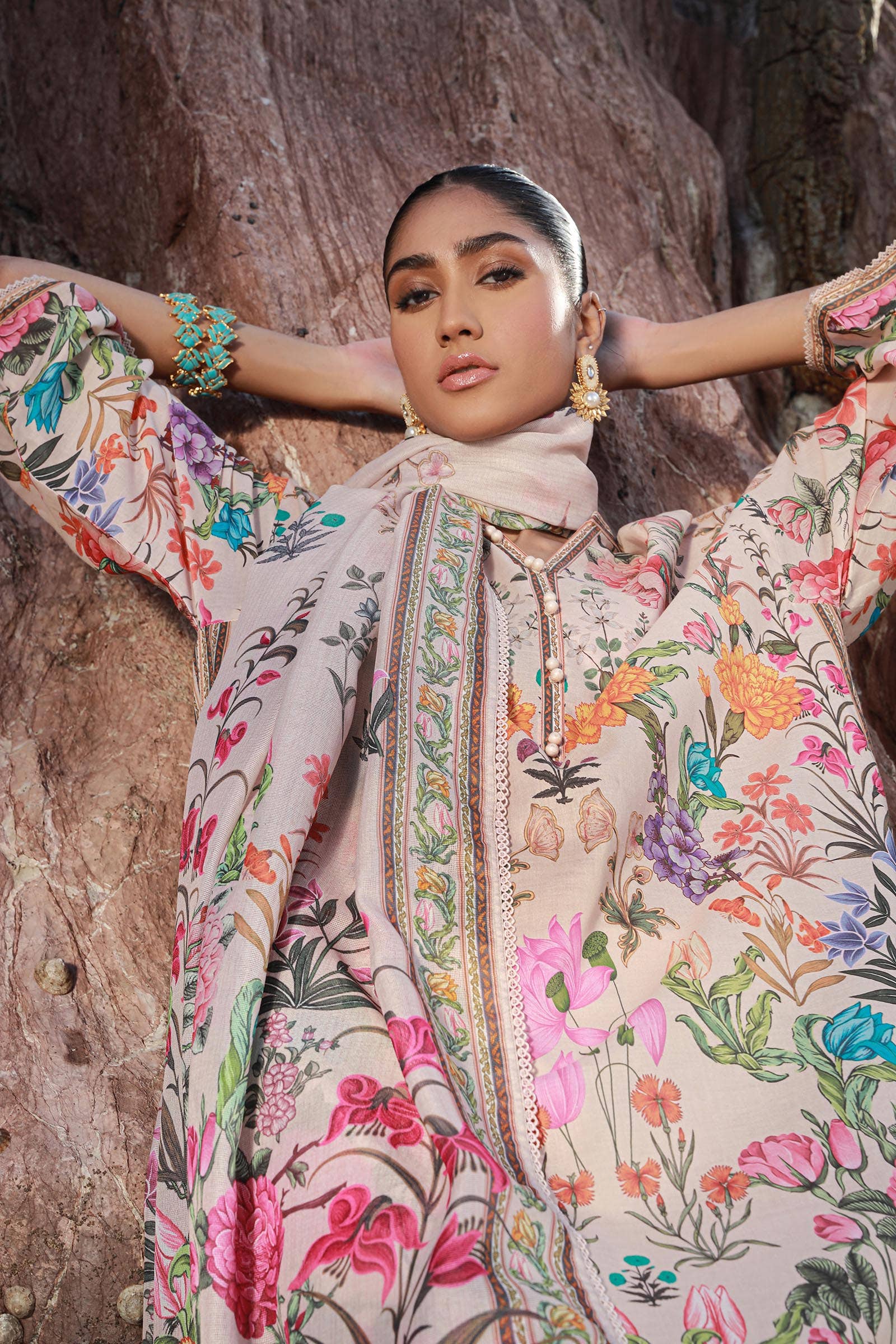 Sana Safinaz | Mahay Spring 24 | H241-019B-3CS - Aqsa Fabrics