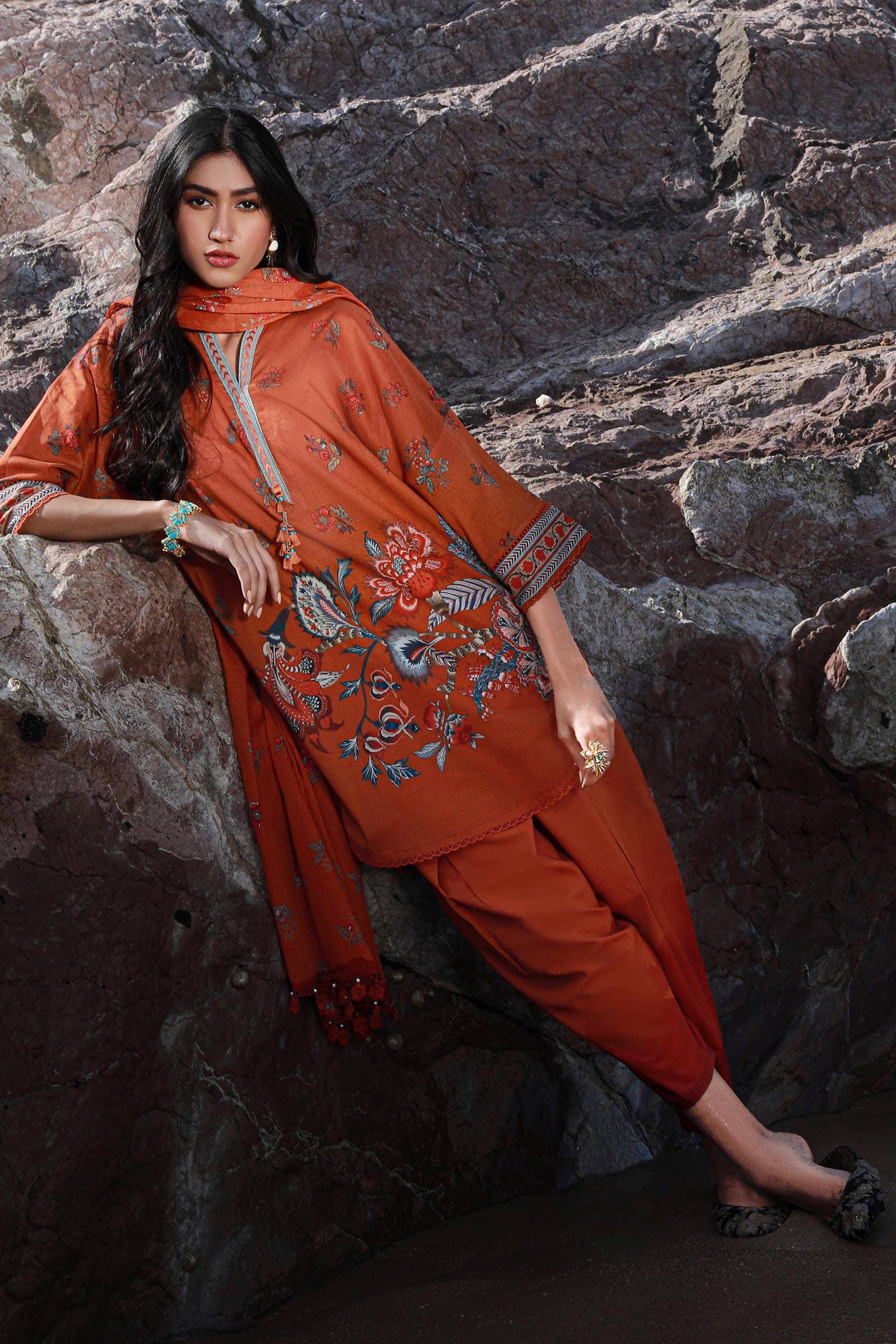 Sana Safinaz | Mahay Spring 24 | H241-020A-3CG - Aqsa Fabrics