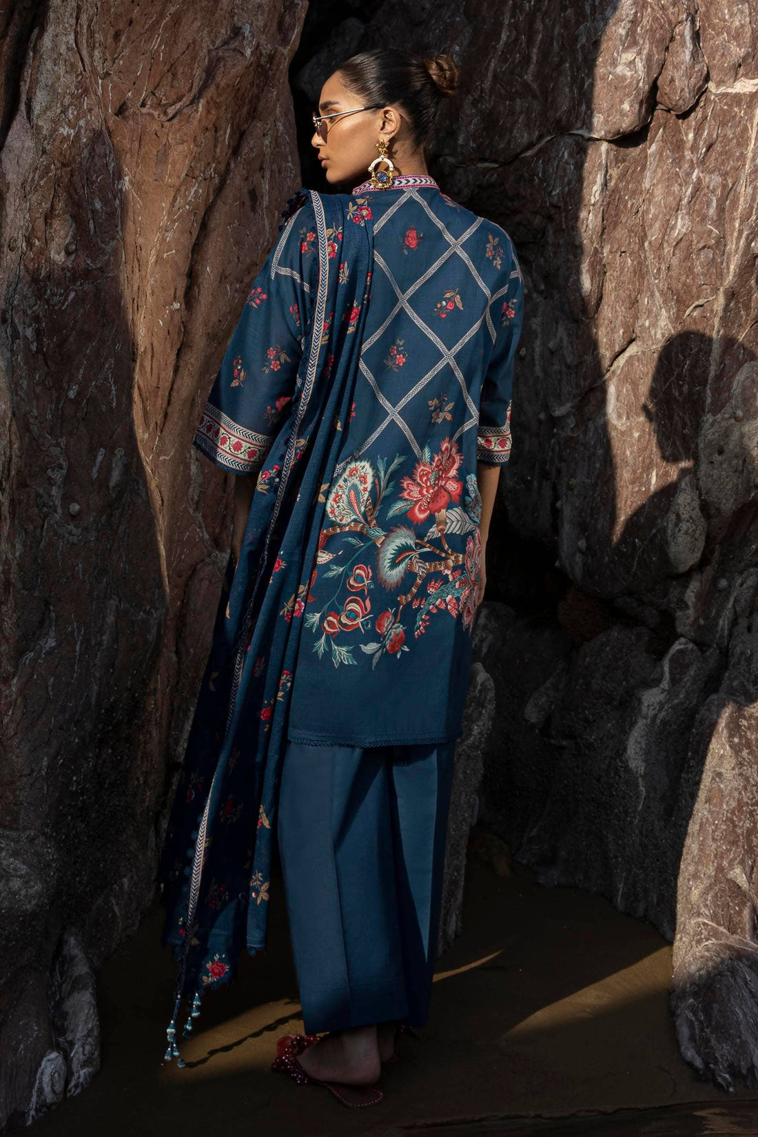 Sana Safinaz | Mahay Spring 24 | H241-020B-3CG - Aqsa Fabrics