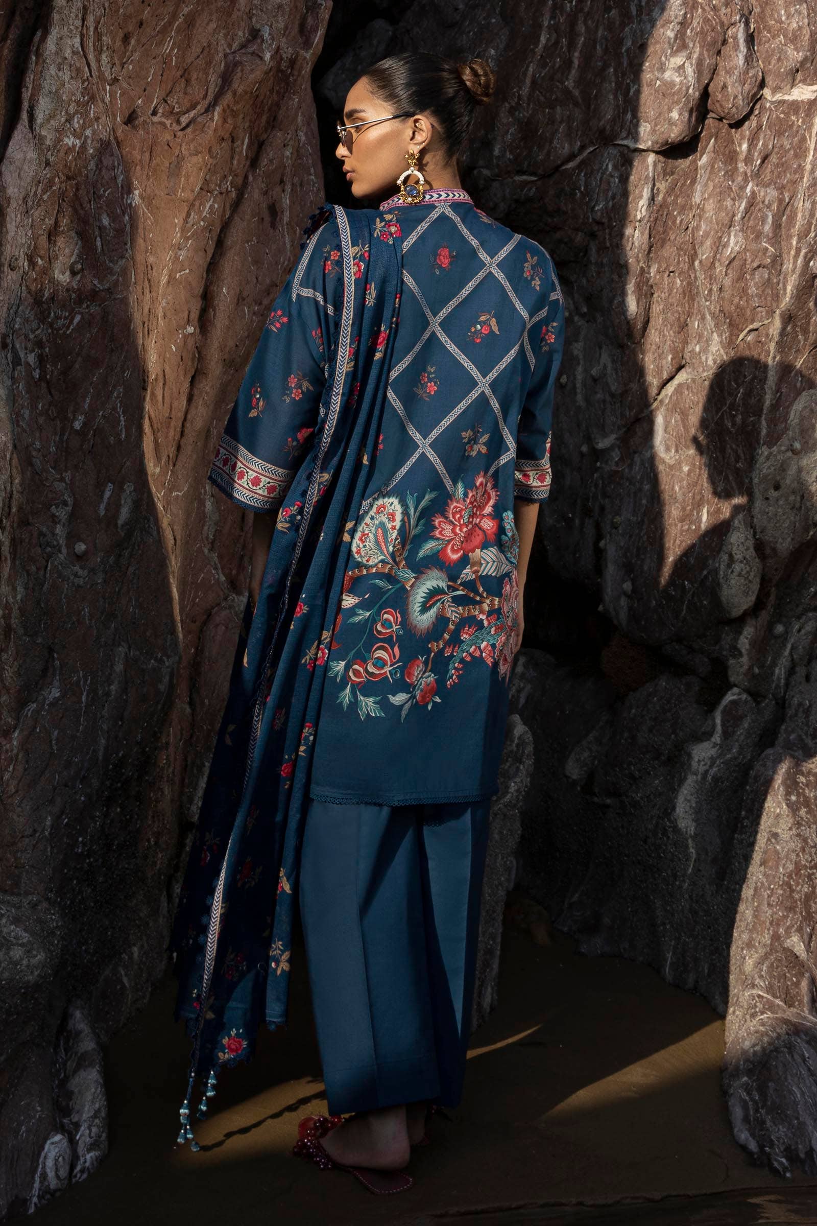 Sana Safinaz | Mahay Spring 24 | H241-020B-3CG - Aqsa Fabrics