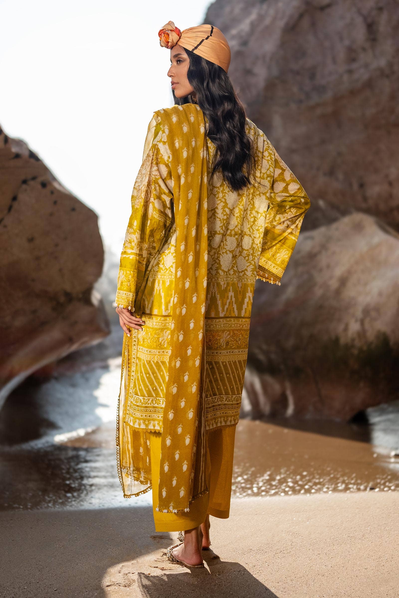 Sana Safinaz | Mahay Spring 24 | H241-005B-3CI - Aqsa Fabrics