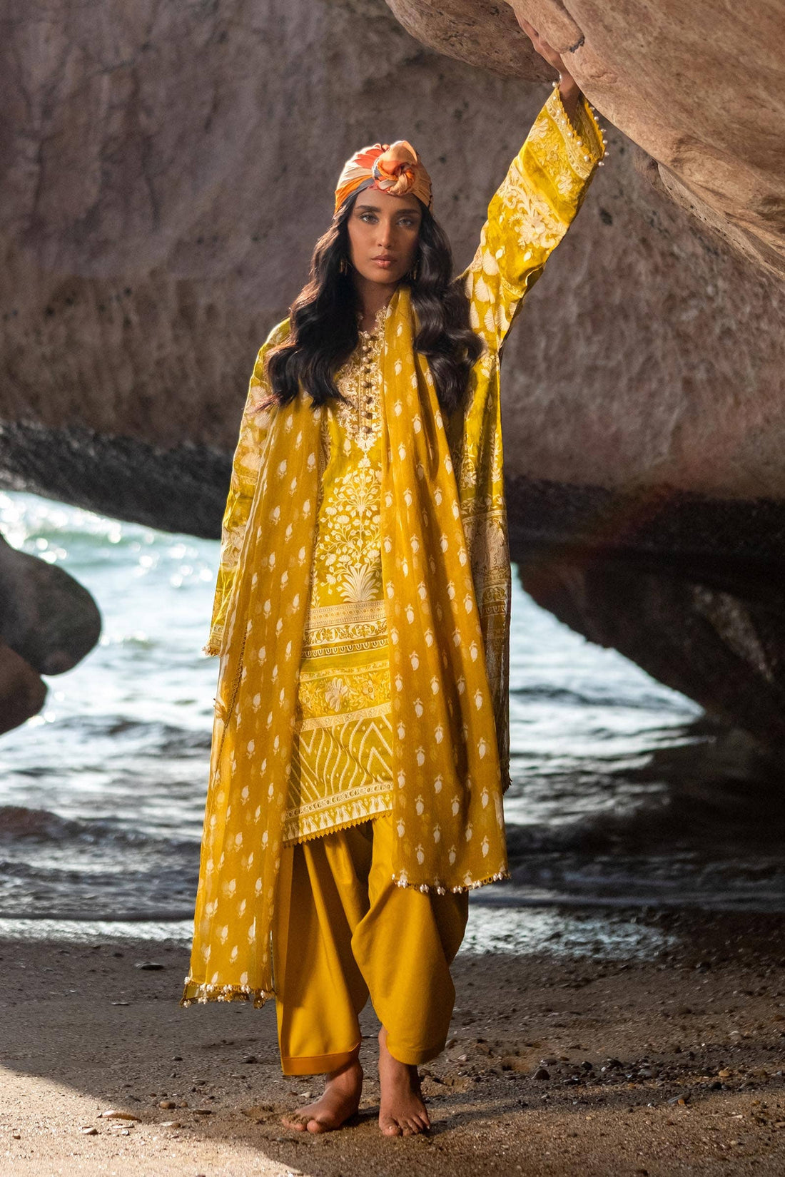 Sana Safinaz | Mahay Spring 24 | H241-005B-3CI - Aqsa Fabrics