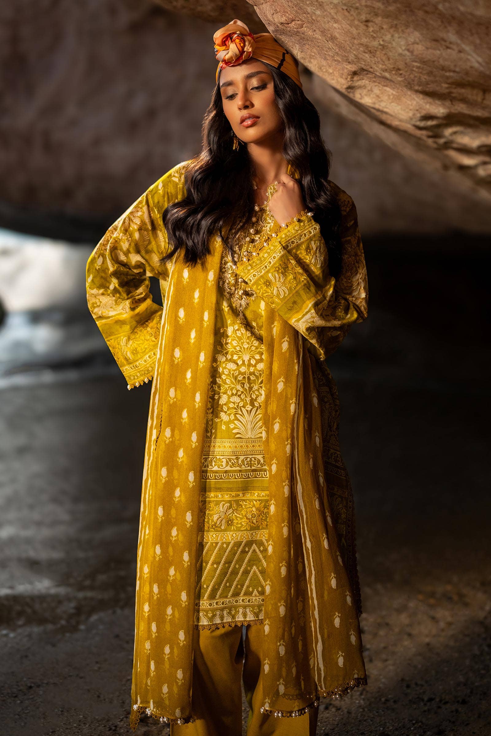 Sana Safinaz | Mahay Spring 24 | H241-005B-3CI - Aqsa Fabrics