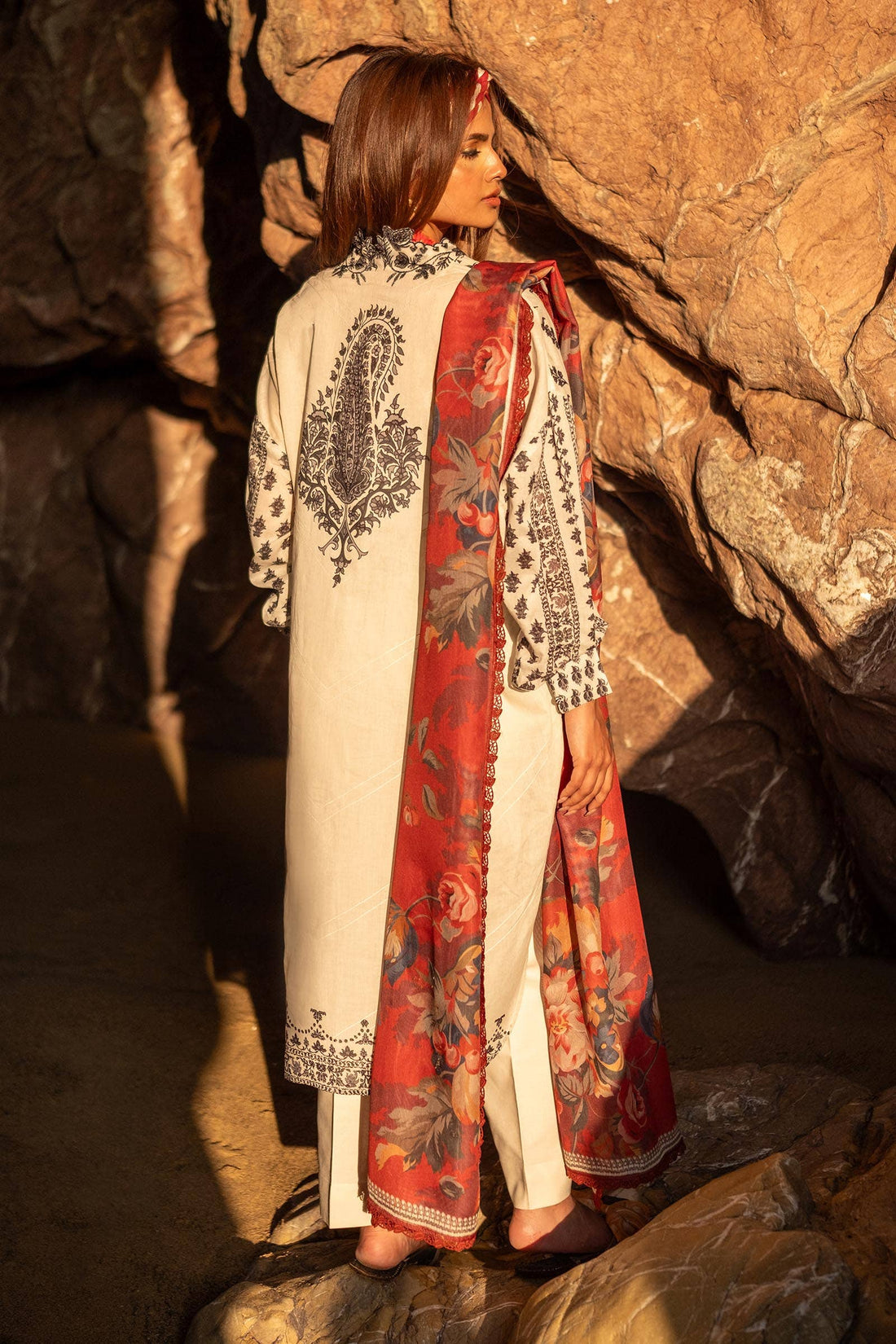 Sana Safinaz | Mahay Spring 24 | H241-006A-2BS - Aqsa Fabrics