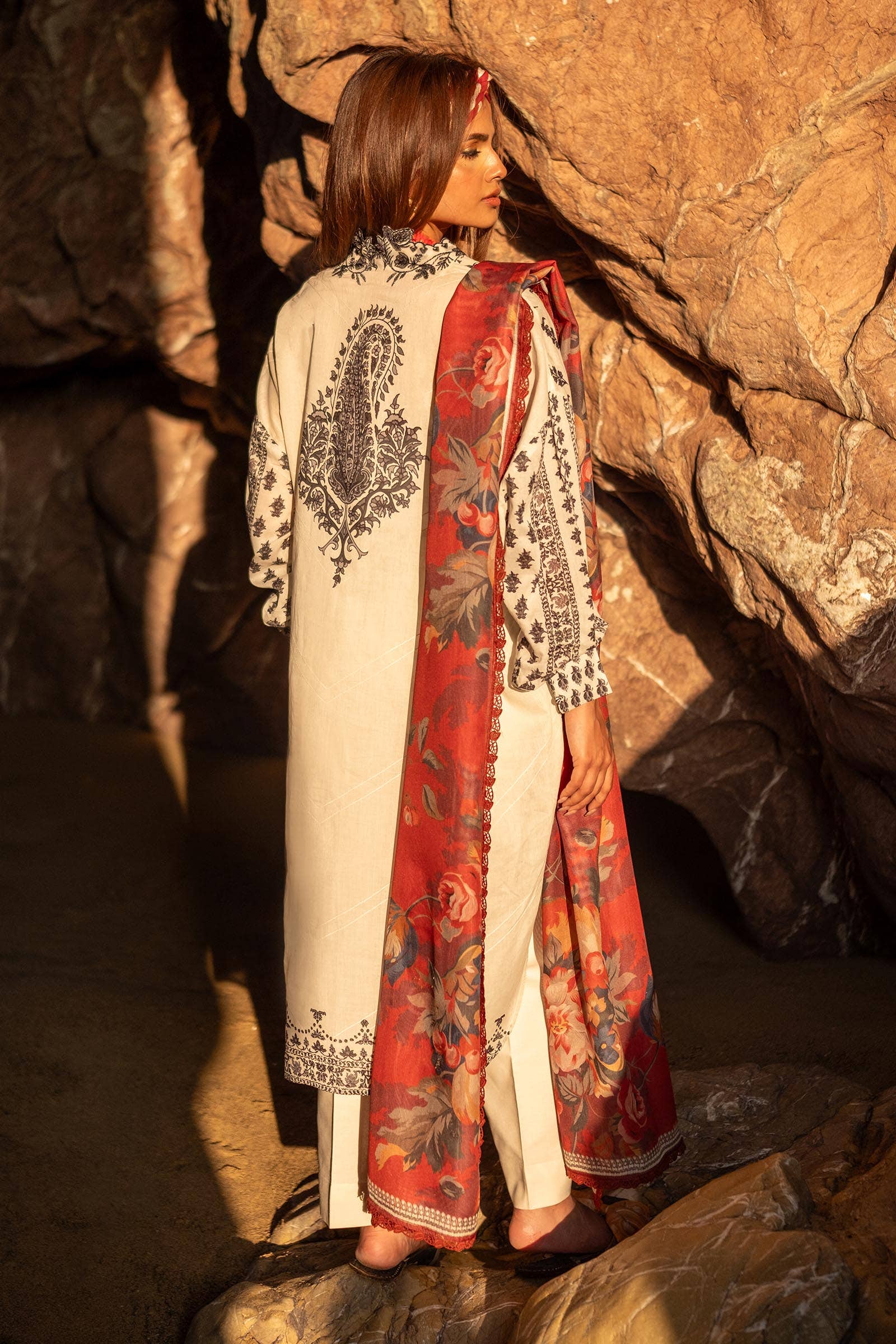 Sana Safinaz | Mahay Spring 24 | H241-006A-2BS - Aqsa Fabrics