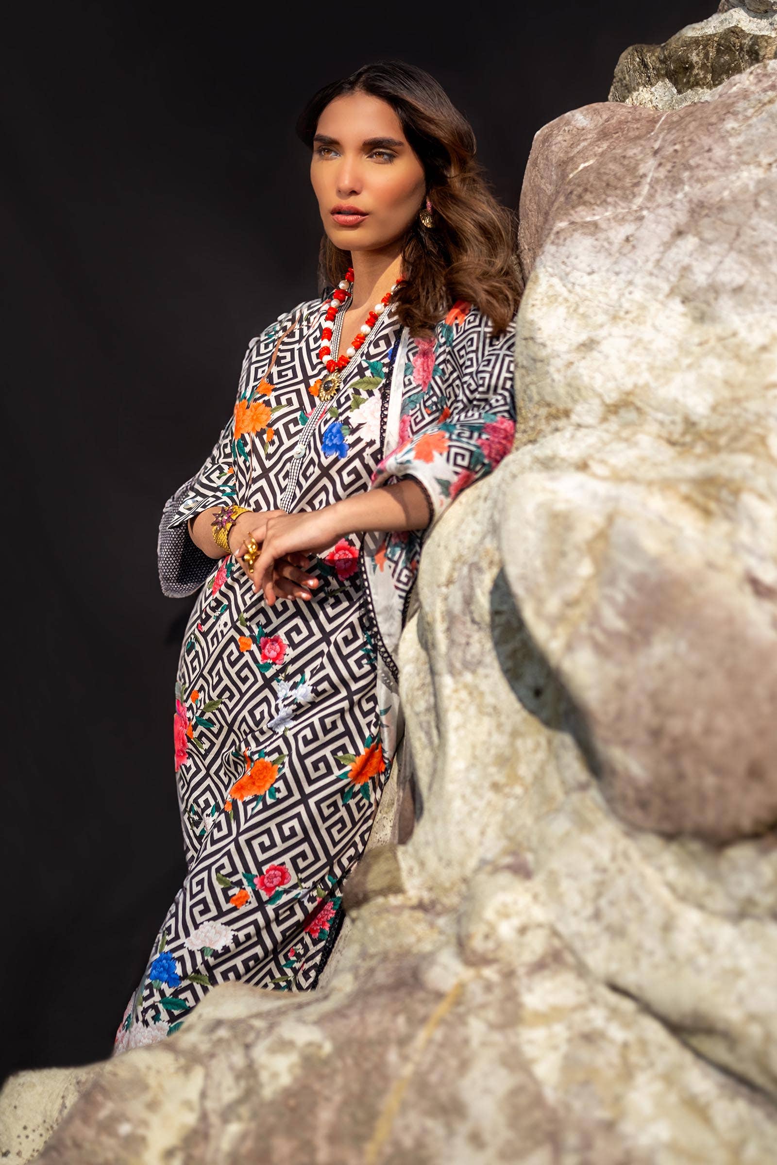 Sana Safinaz | Mahay Spring 24 | H241-013A-2BK - Aqsa Fabrics