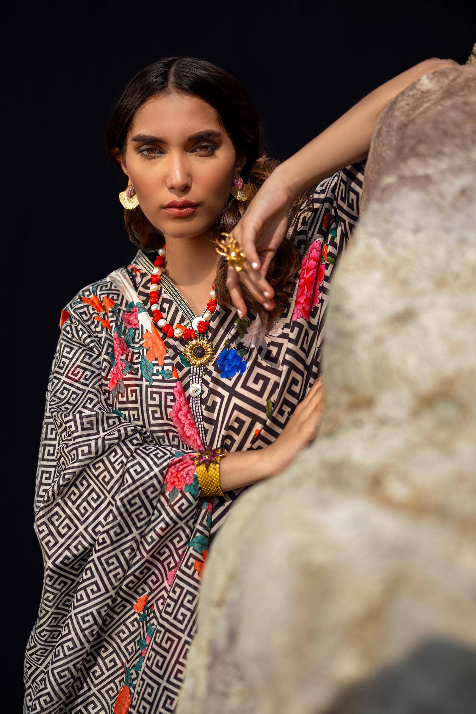 Sana Safinaz | Mahay Spring 24 | H241-013A-2BK - Aqsa Fabrics