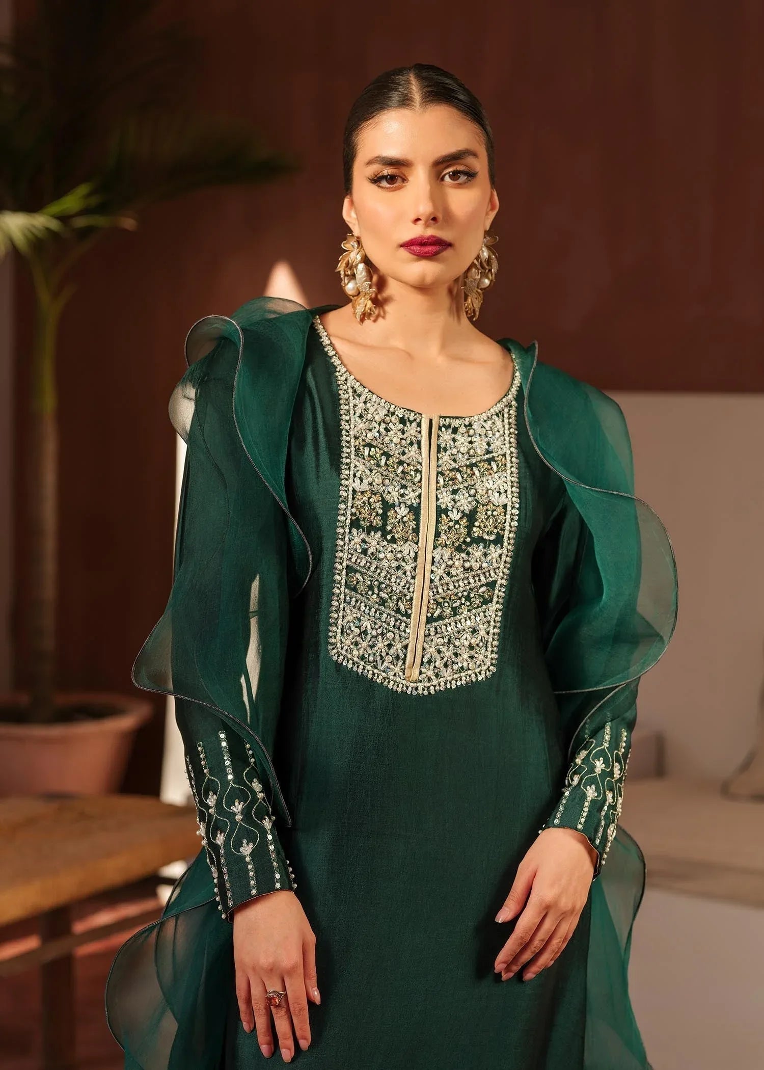 Mahum Asad | Raising The Bar | Icon - Aqsa Fabrics
