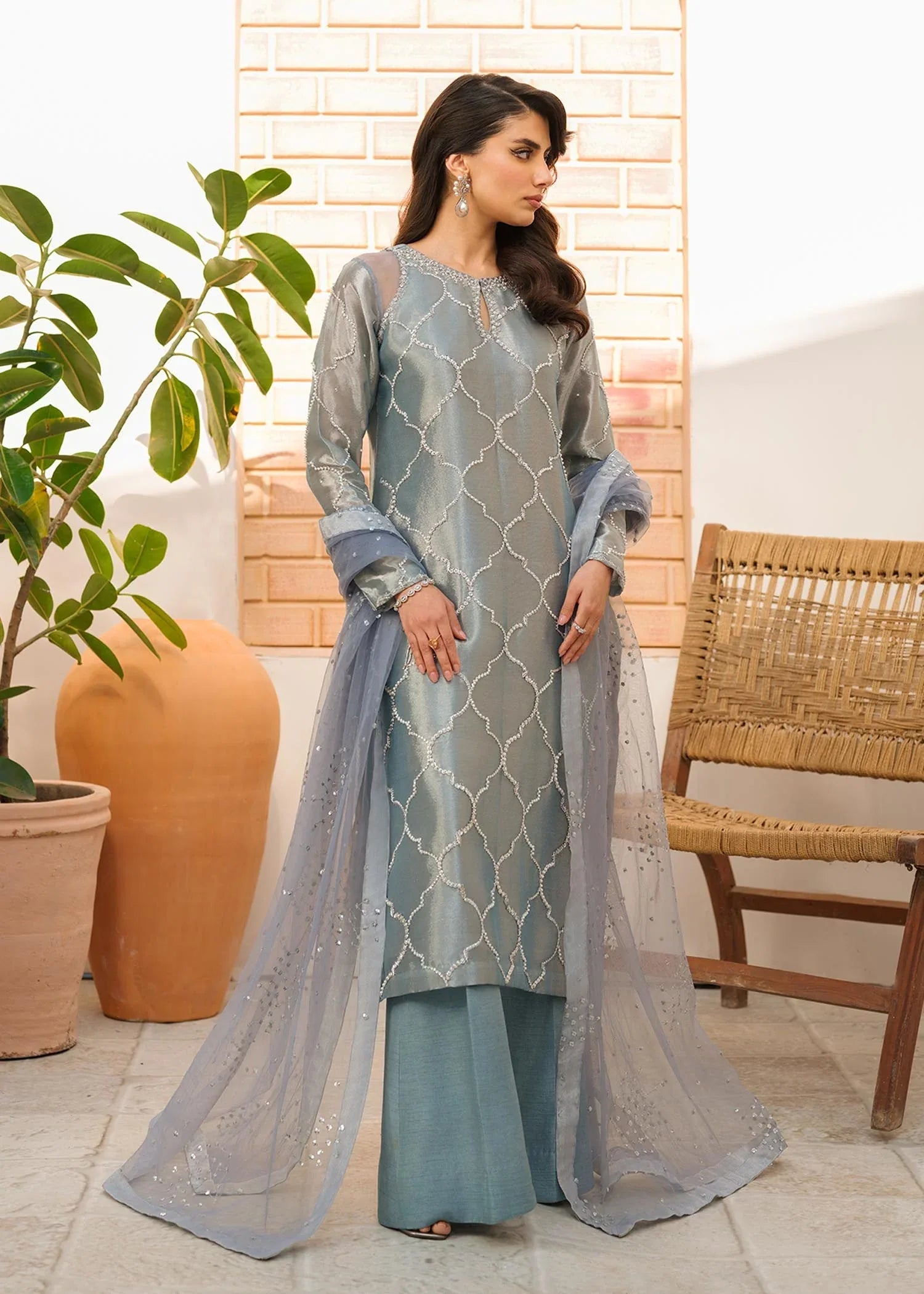 Mahum Asad | Raising The Bar | Muse - Aqsa Fabrics