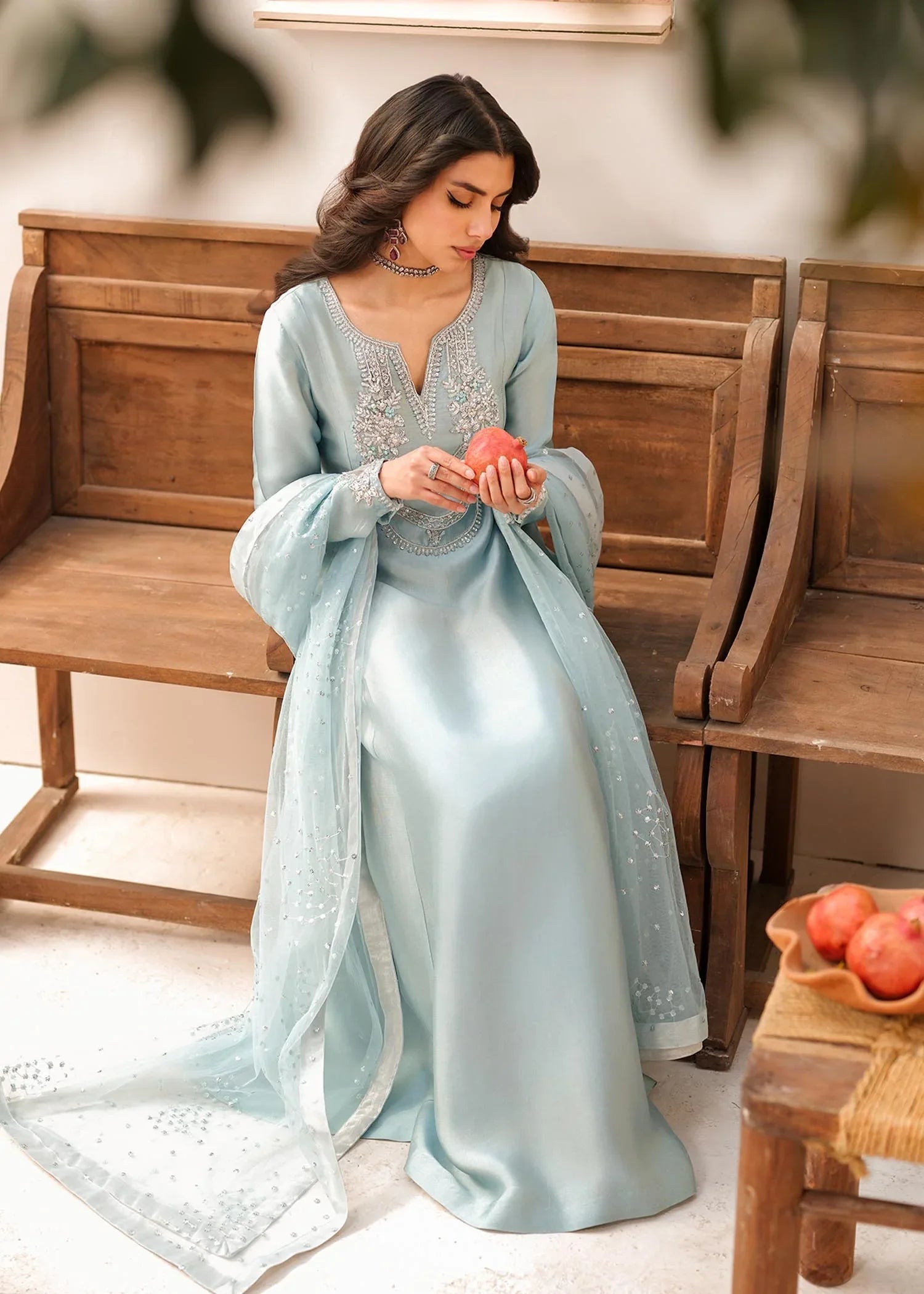 Mahum Asad | Raising The Bar | Famous - Aqsa Fabrics