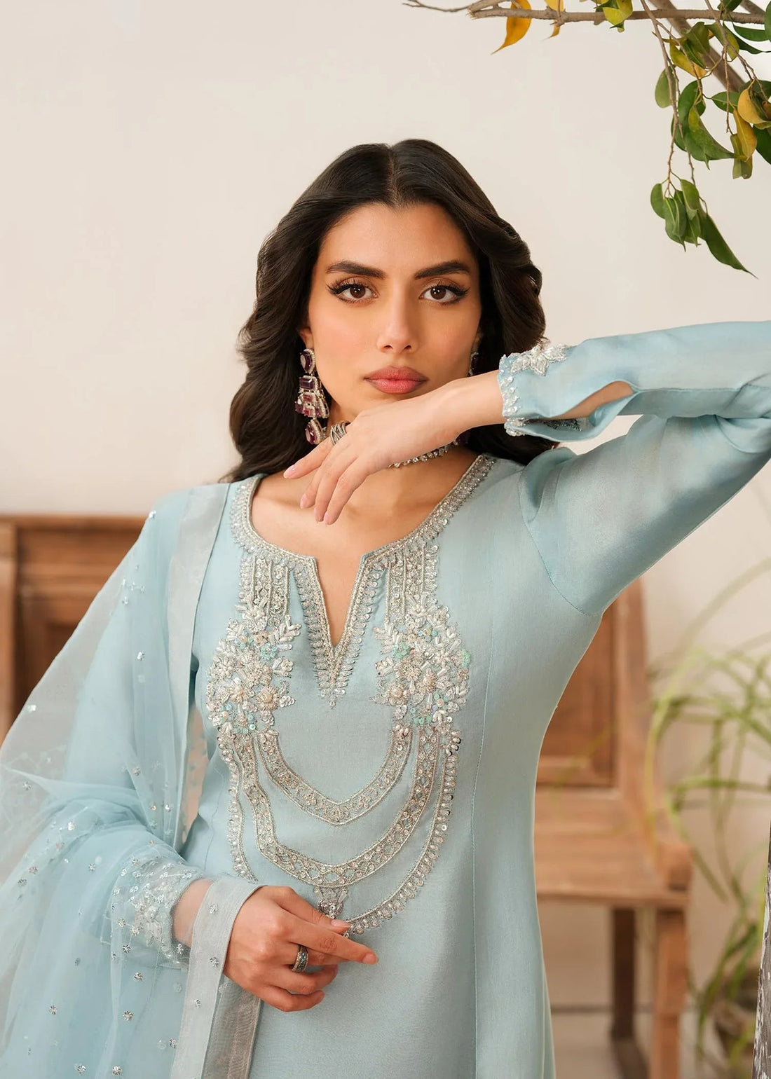 Mahum Asad | Raising The Bar | Famous - Aqsa Fabrics