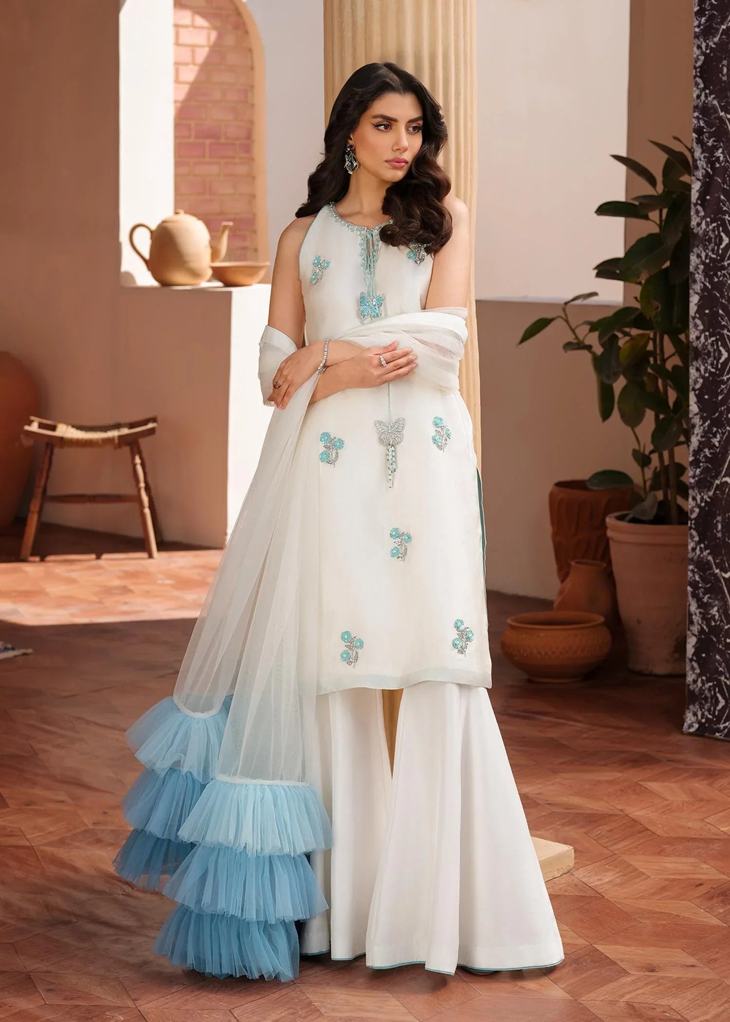 Mahum Asad | Raising The Bar | Trendsetter - Aqsa Fabrics