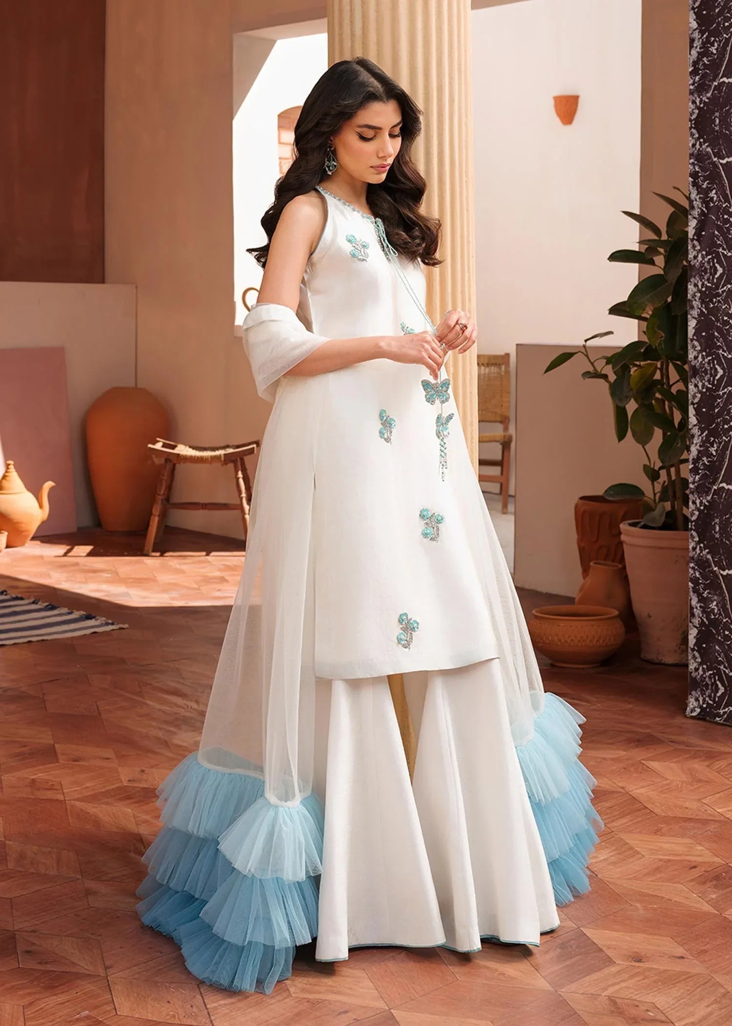 Mahum Asad | Raising The Bar | Trendsetter - Aqsa Fabrics